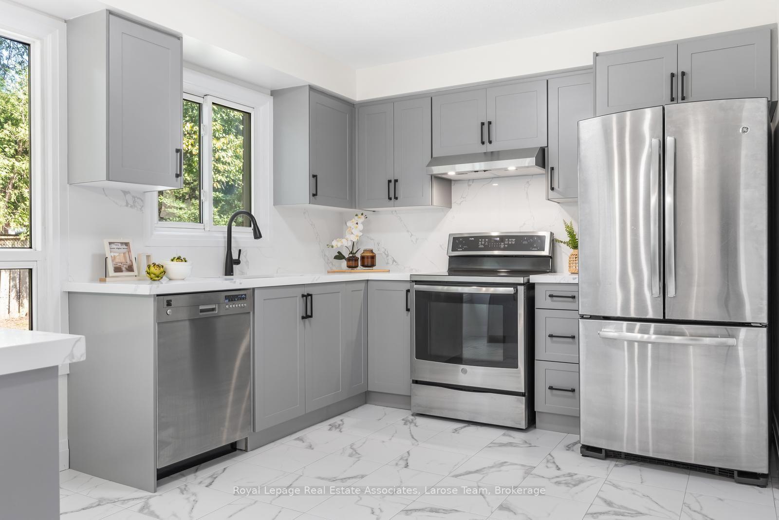 Photo 17 of 3243 Ulman Road, Oakville, Bronte — HOMEH