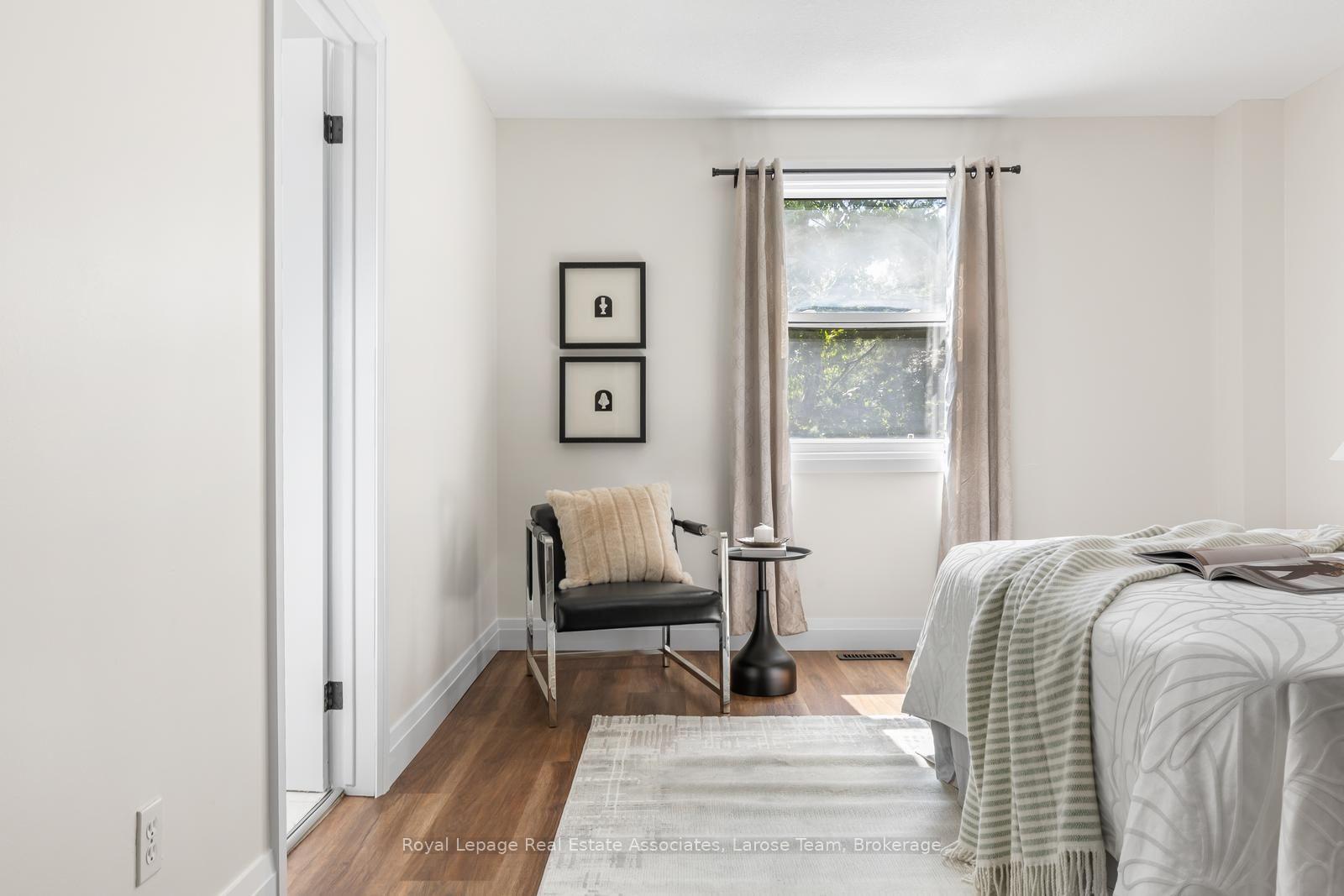 Photo 24 of 3243 Ulman Road, Oakville, Bronte — HOMEH