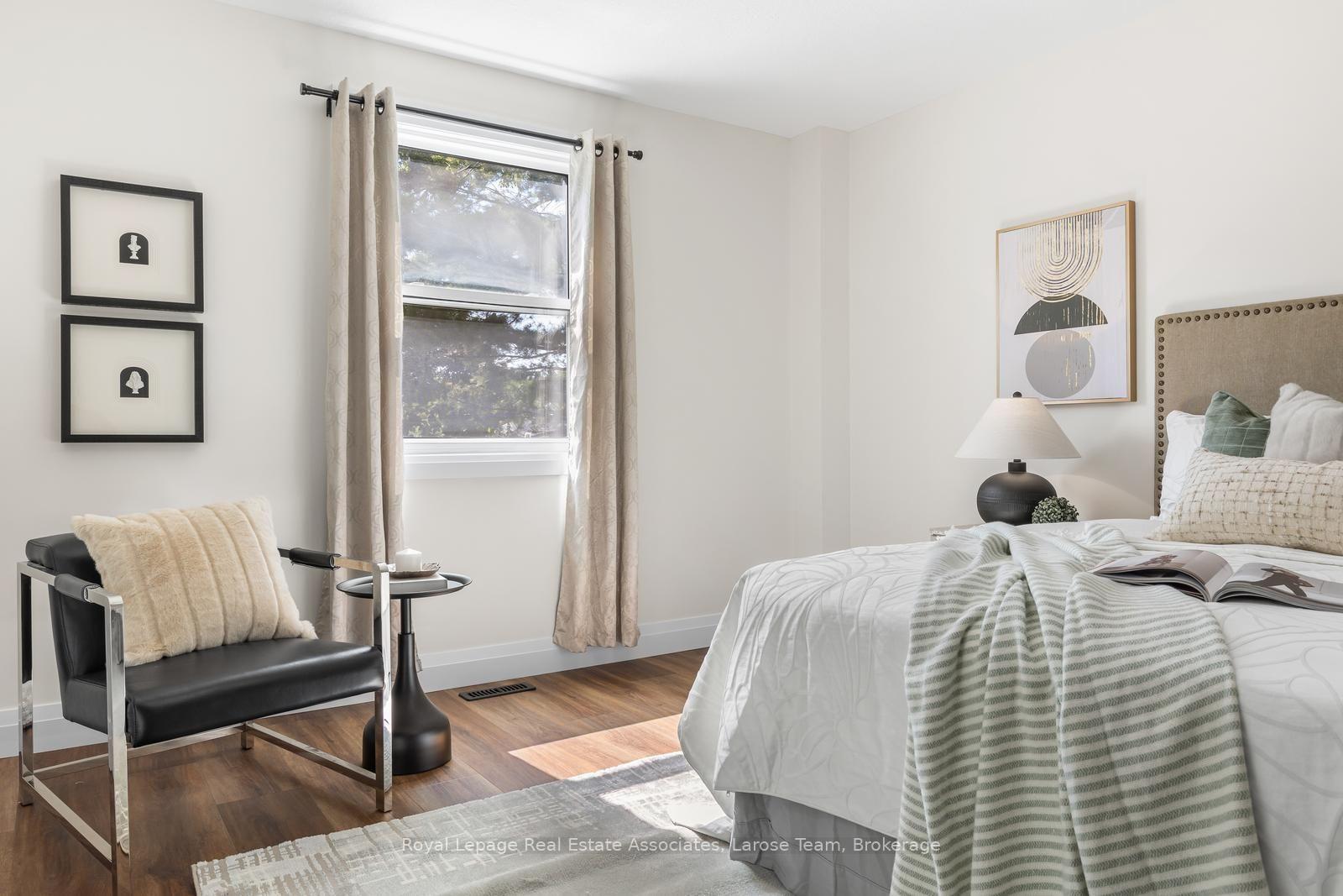 Photo 26 of 3243 Ulman Road, Oakville, Bronte — HOMEH