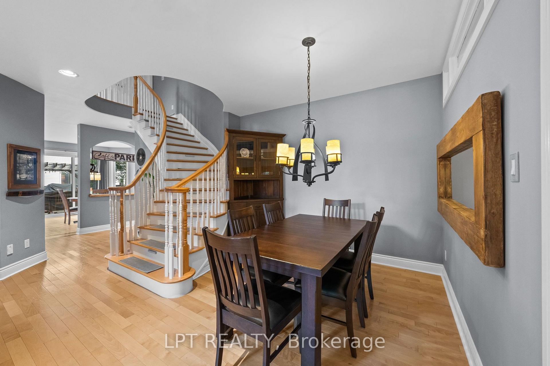 Photo 8 of 15 Spalding Avenue, Ottawa, Kanata - Morgan's Grant/South March — HOMEH