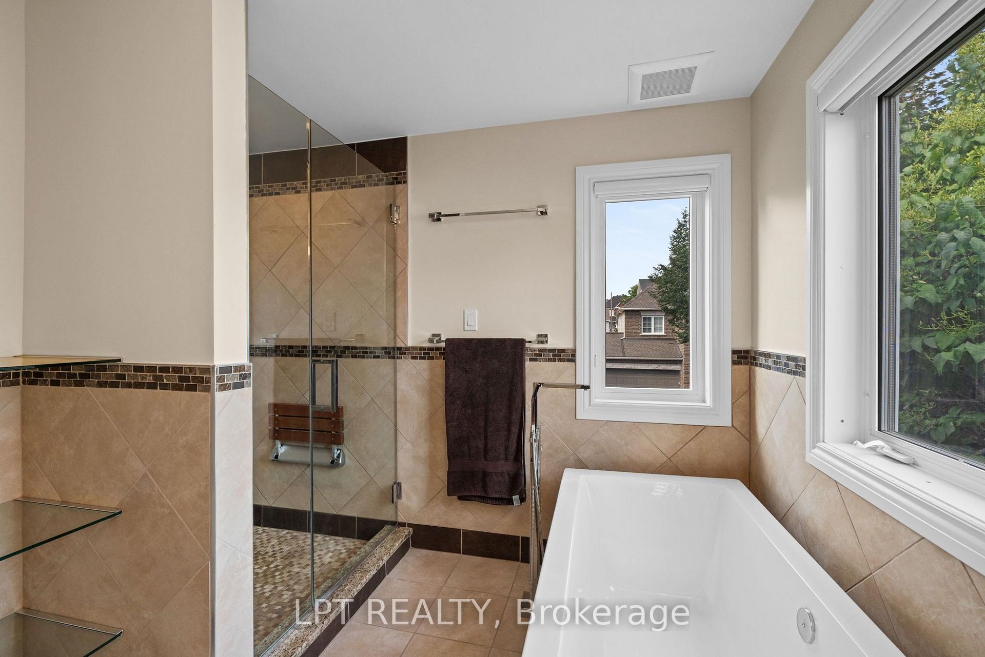 Photo 26 of 15 Spalding Avenue, Ottawa, Kanata - Morgan's Grant/South March — HOMEH