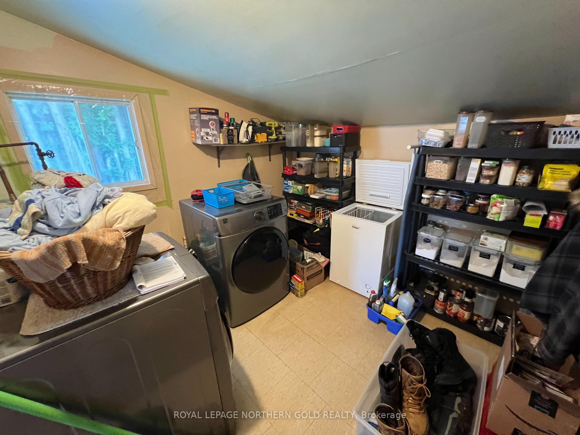 Photo 7 of 70 Eighth Avenue, Kirkland Lake, Larder Lake — HOMEH