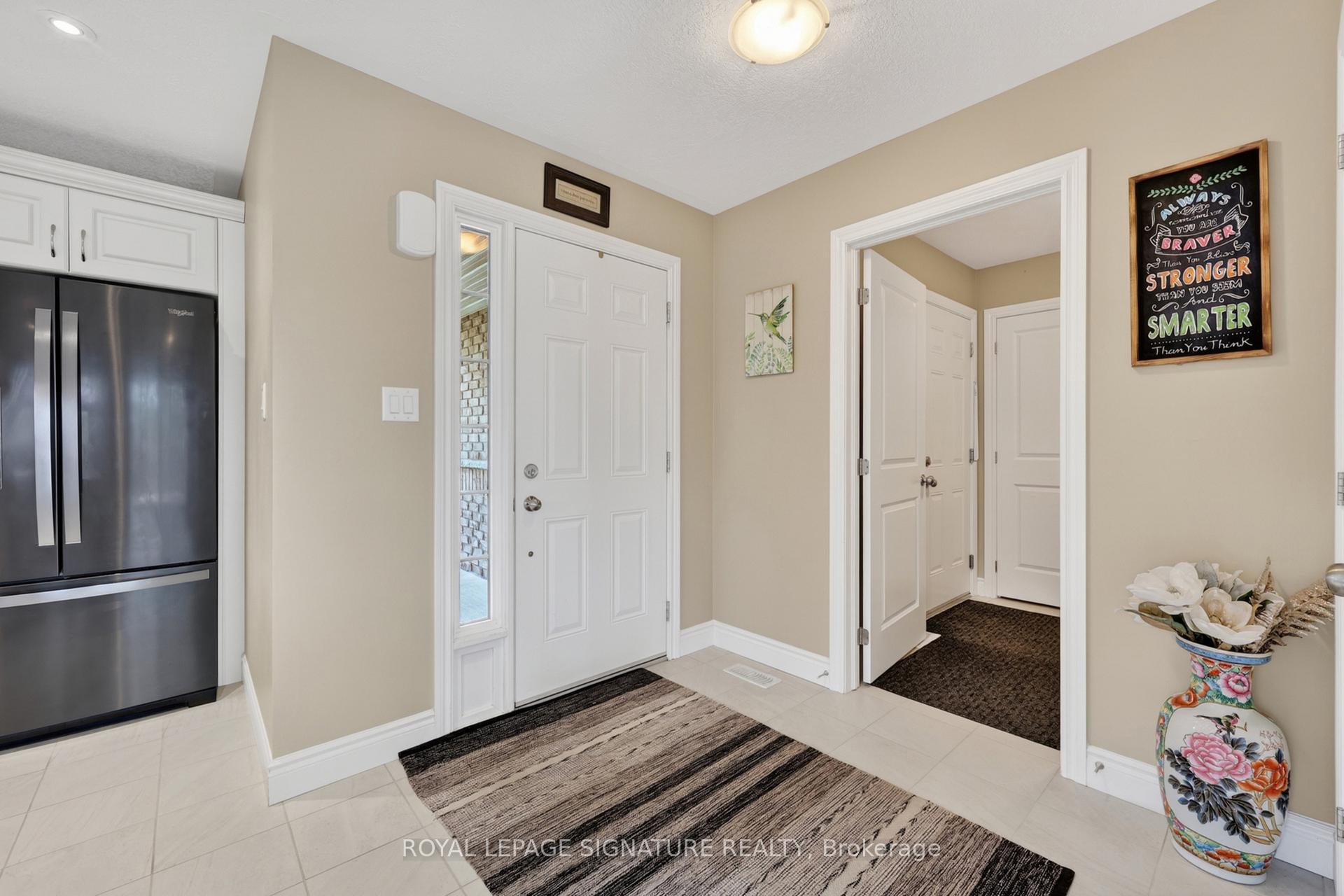 Photo 12 of 22 Hunter Avenue, Tay, Victoria Harbour — HOMEH