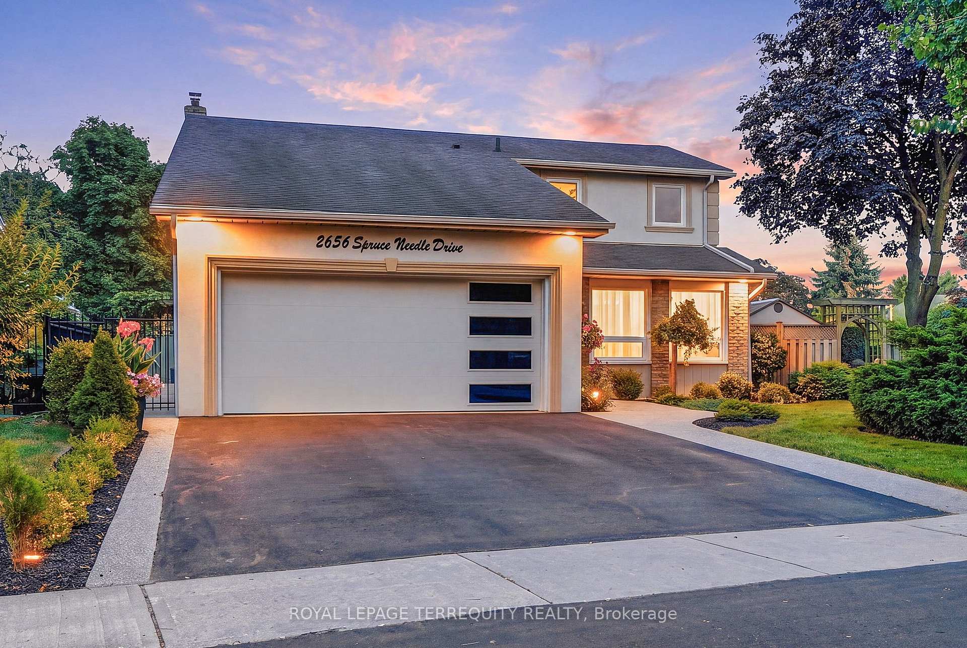 Photo 1 of 2656 Spruce Needle Drive, Mississauga, Erin Mills — HOMEH