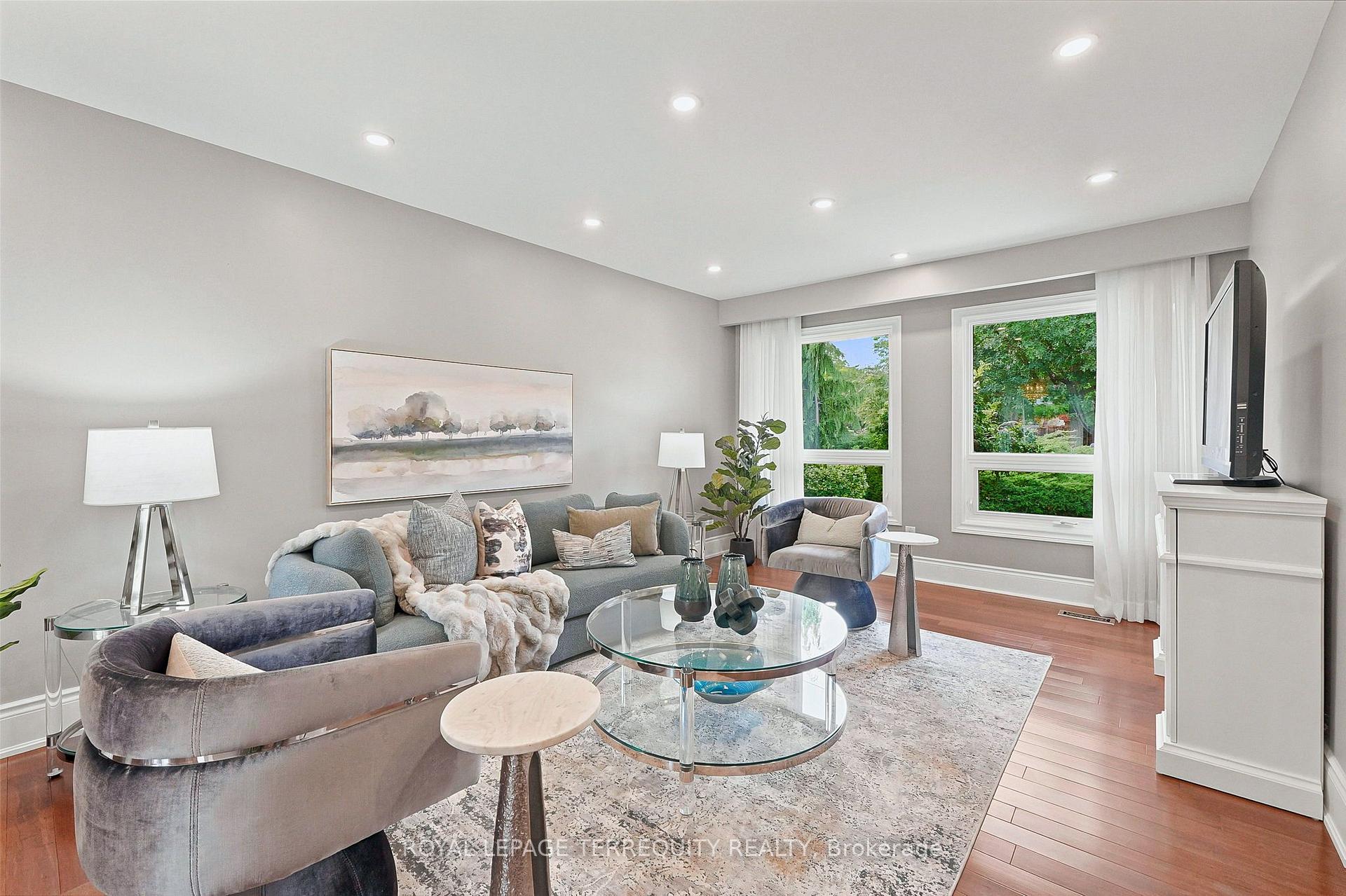 Photo 6 of 2656 Spruce Needle Drive, Mississauga, Erin Mills — HOMEH