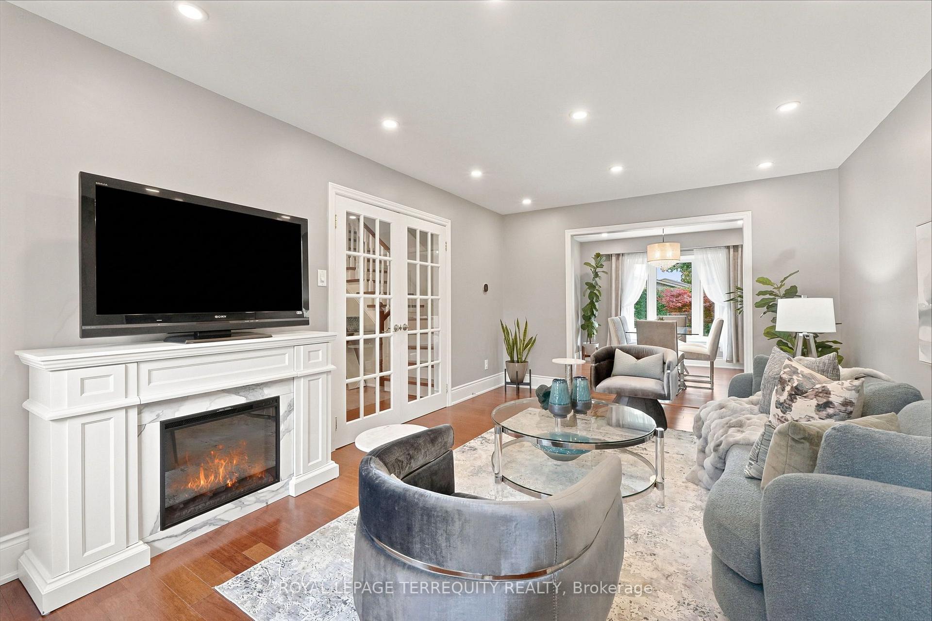 Photo 7 of 2656 Spruce Needle Drive, Mississauga, Erin Mills — HOMEH