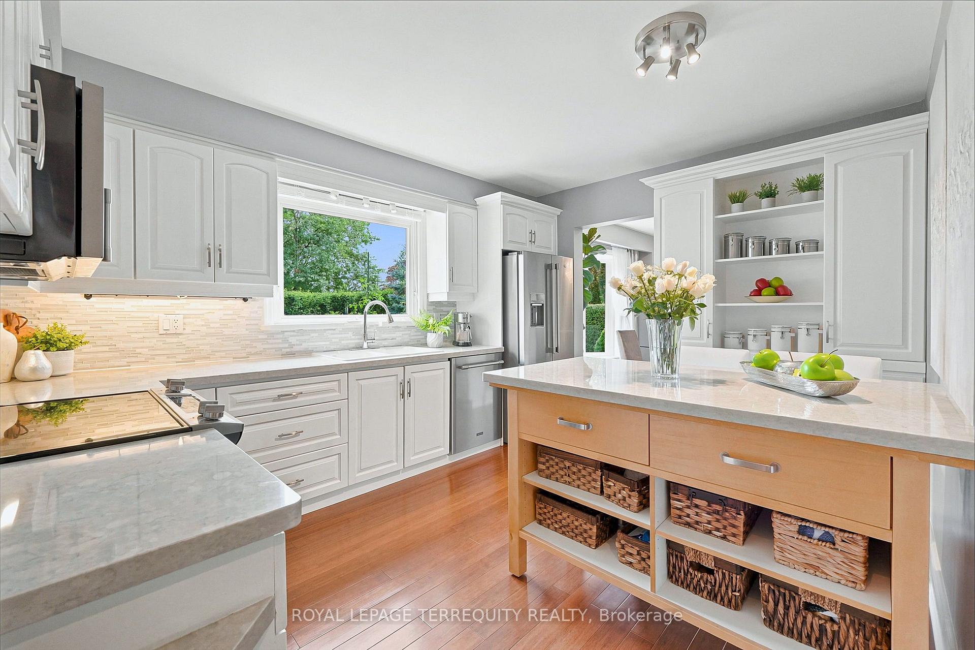 Photo 13 of 2656 Spruce Needle Drive, Mississauga, Erin Mills — HOMEH