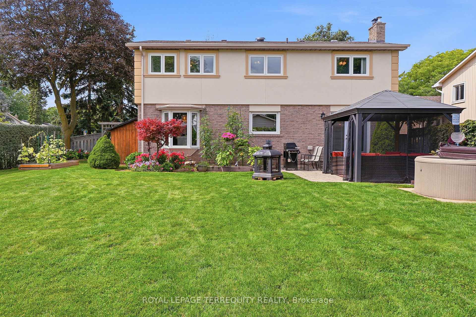 Photo 43 of 2656 Spruce Needle Drive, Mississauga, Erin Mills — HOMEH