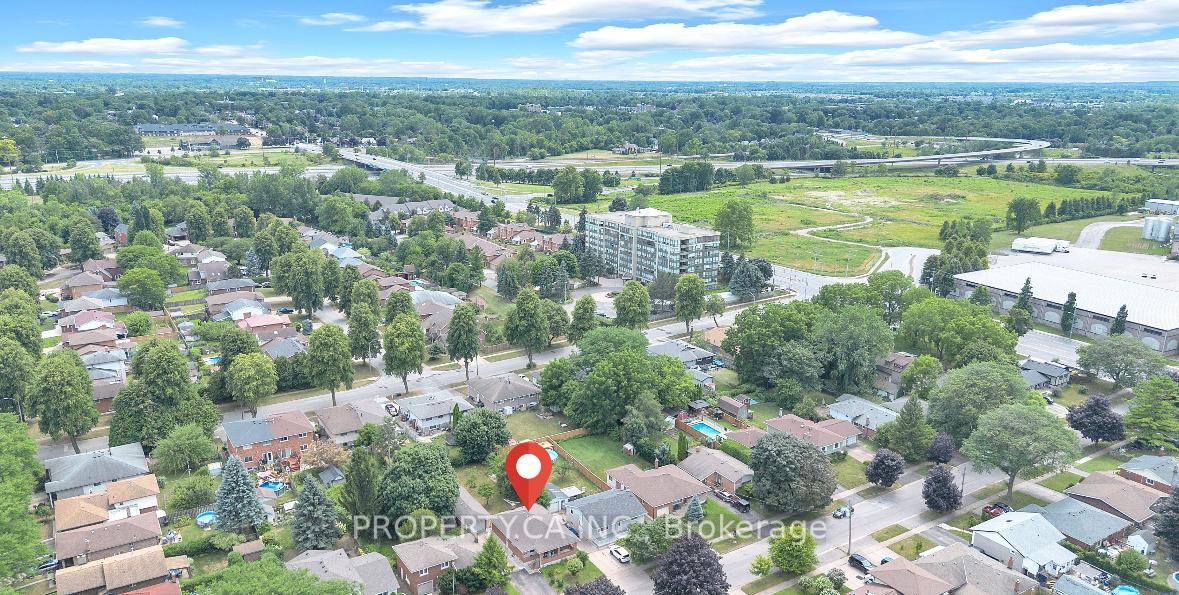Photo 2 of 6768 Keiffer Street, Niagara Falls, Morrison — HOMEH
