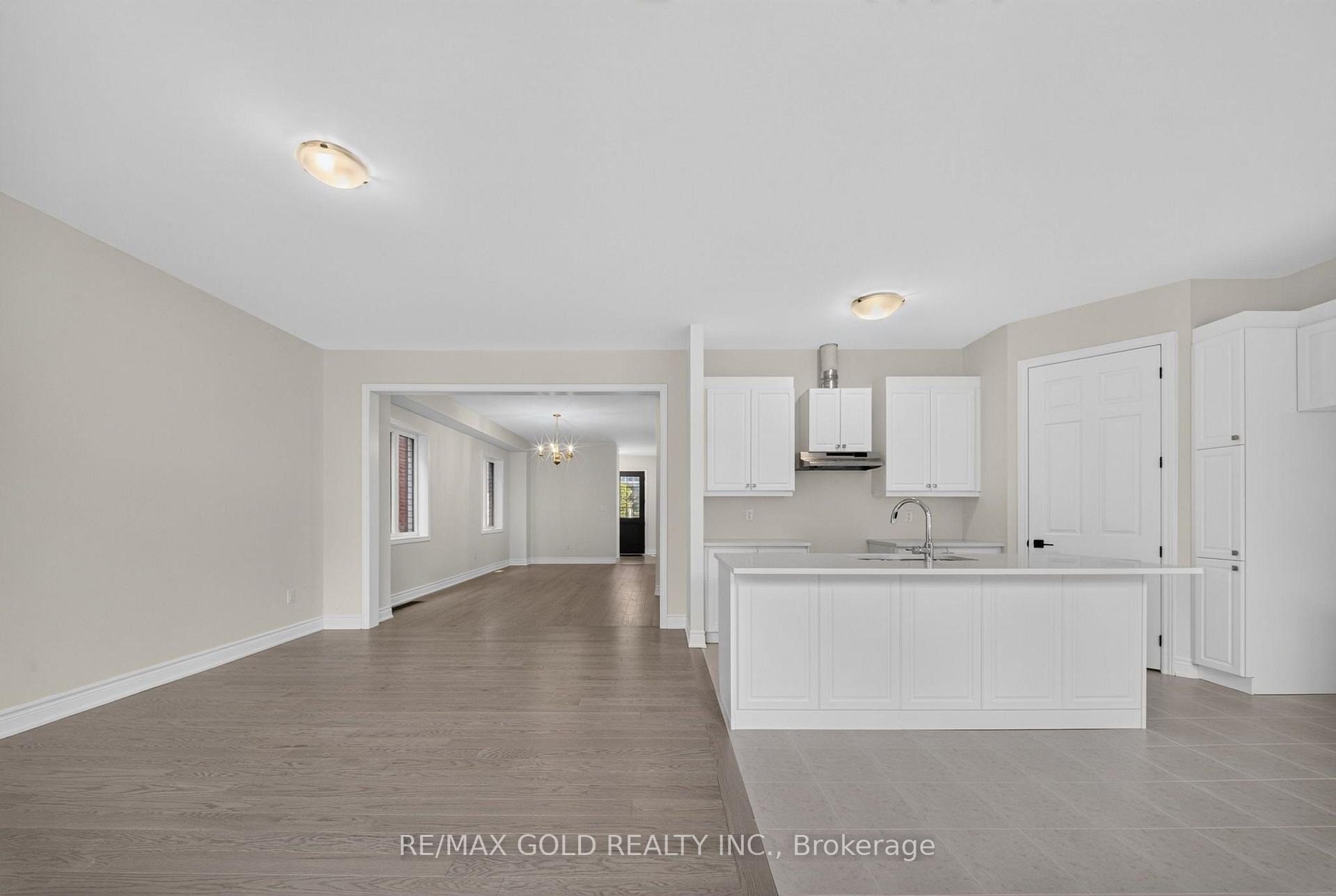 Photo 23 of 11 Keyworth Crescent, Brampton, Sandringham-Wellington North — HOMEH