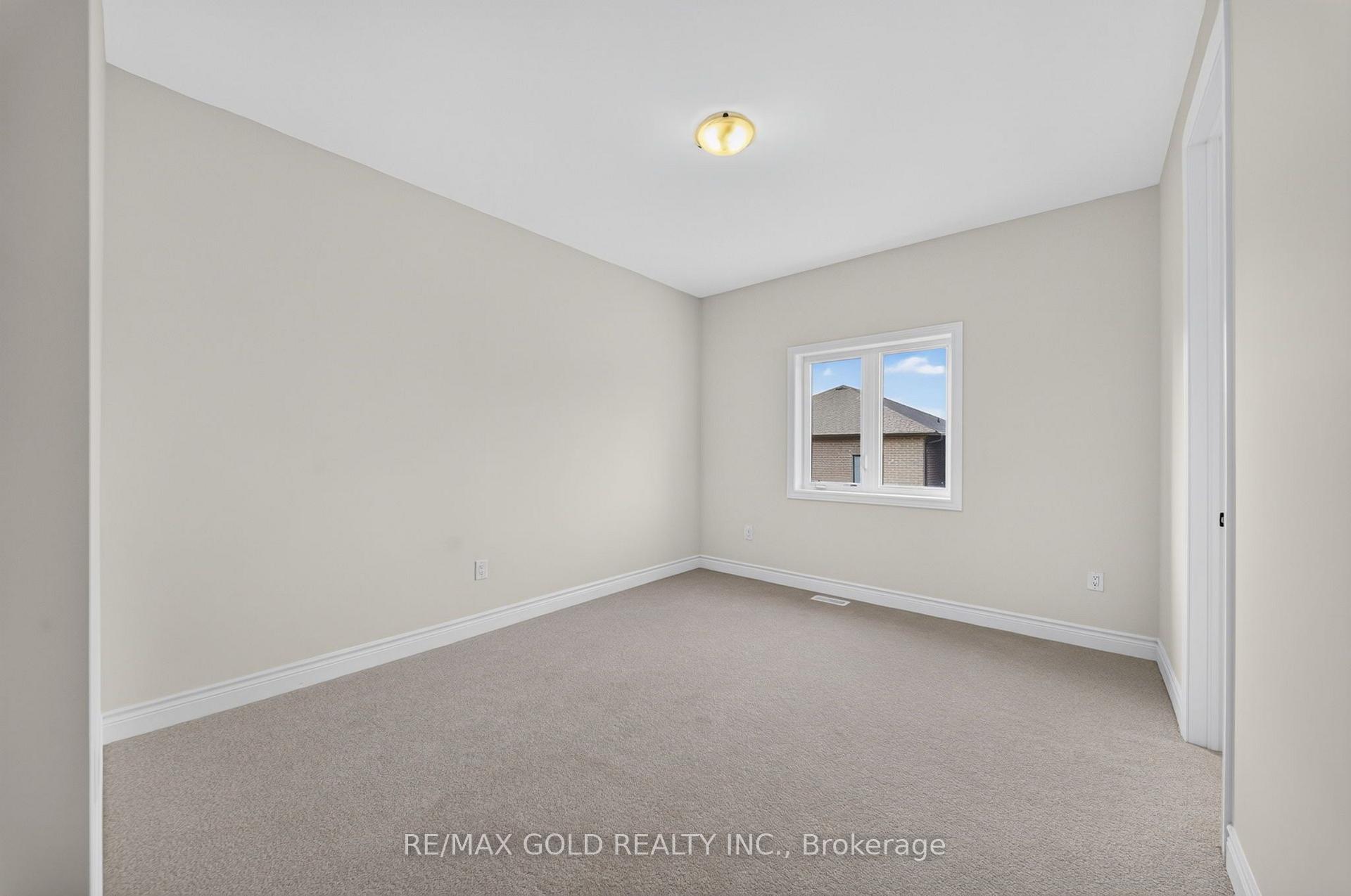 Photo 40 of 11 Keyworth Crescent, Brampton, Sandringham-Wellington North — HOMEH
