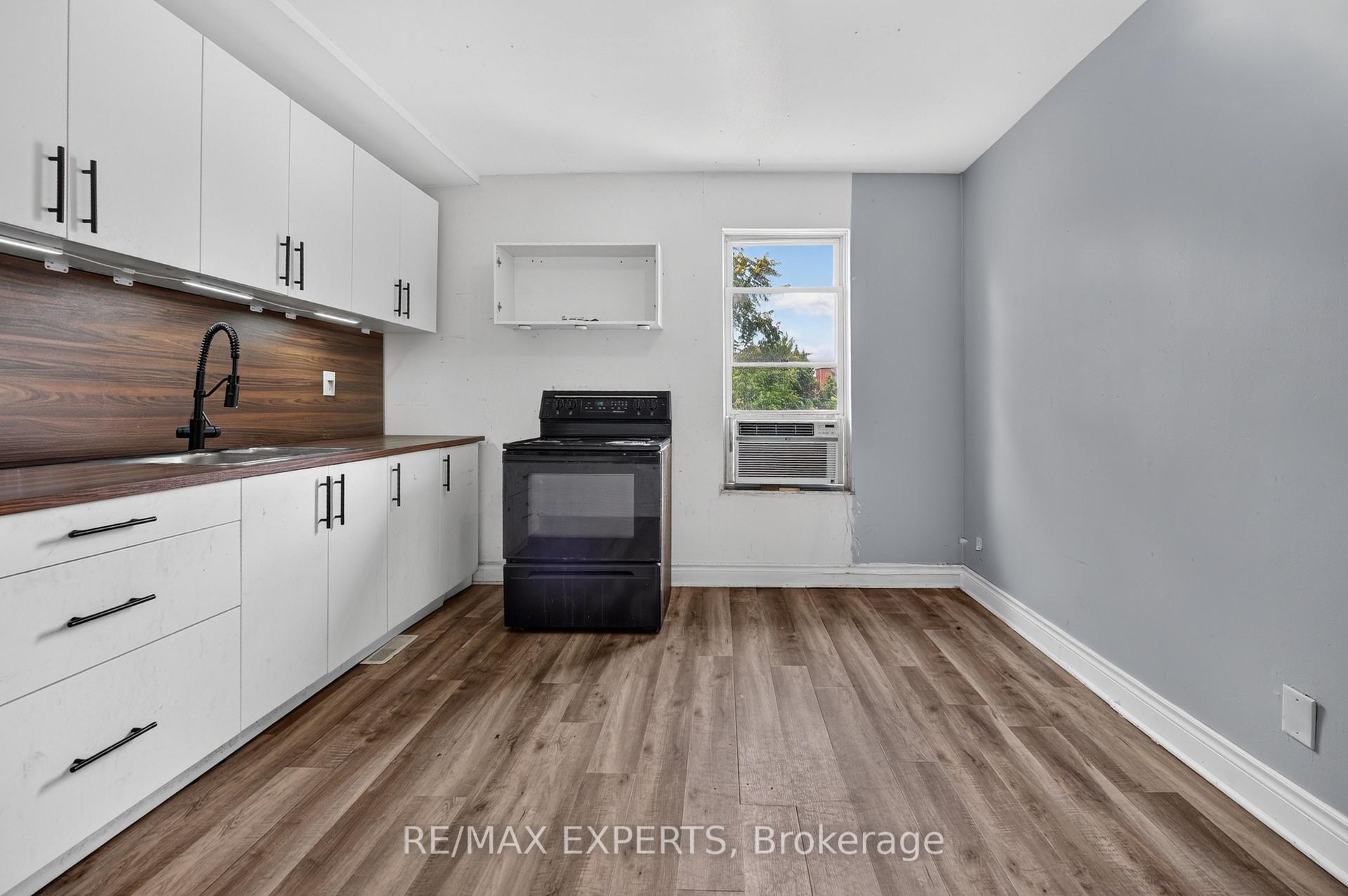 Photo 23 of 99 Leeming Street, Hamilton, Landsdale — HOMEH