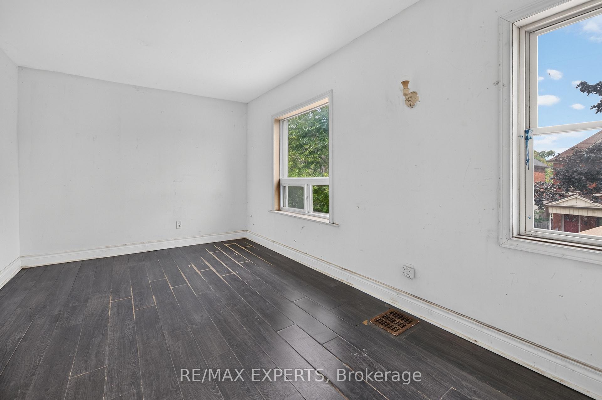 Photo 26 of 99 Leeming Street, Hamilton, Landsdale — HOMEH
