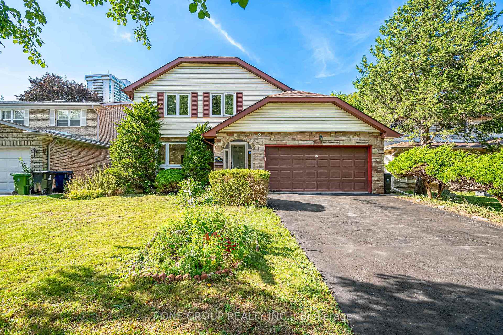 Photo 1 of 63 Hobart Drive, North York, Don Valley Village — HOMEH