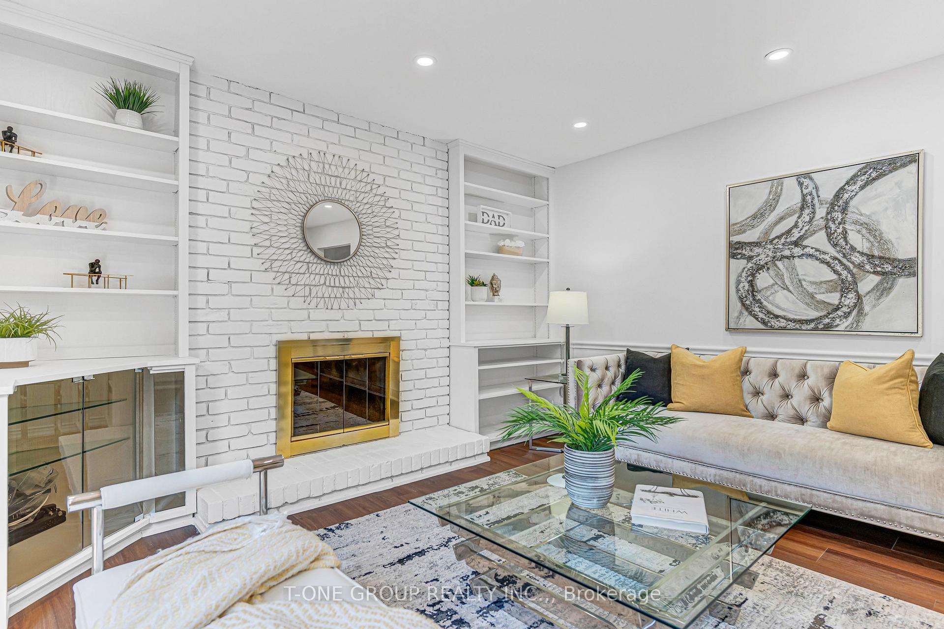 Photo 11 of 63 Hobart Drive, North York, Don Valley Village — HOMEH