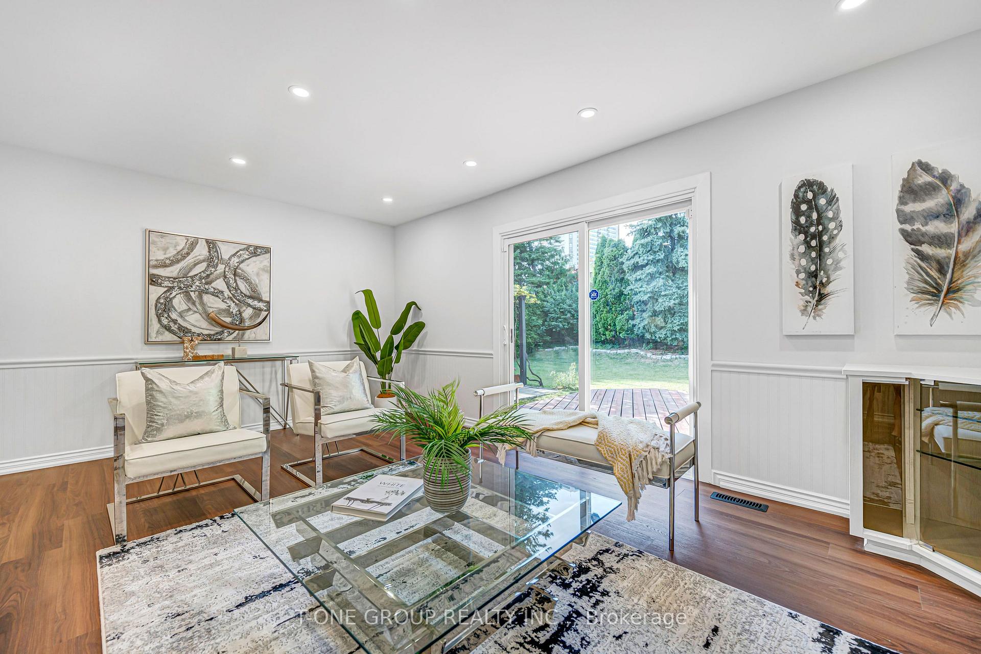 Photo 12 of 63 Hobart Drive, North York, Don Valley Village — HOMEH