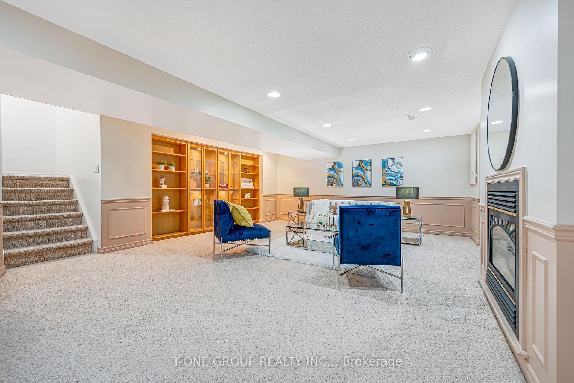 Photo 20 of 63 Hobart Drive, North York, Don Valley Village — HOMEH