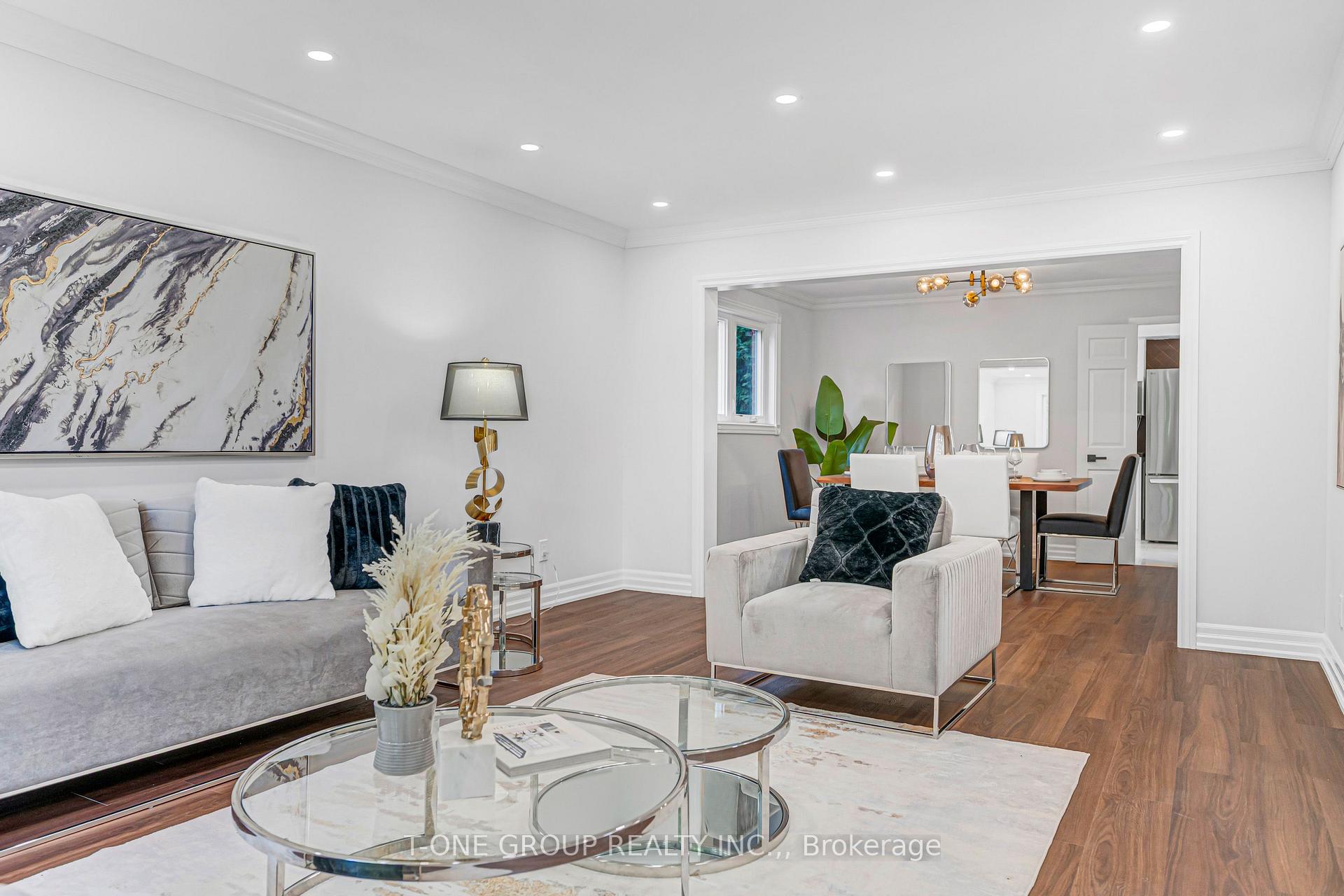 Photo 44 of 63 Hobart Drive, North York, Don Valley Village — HOMEH