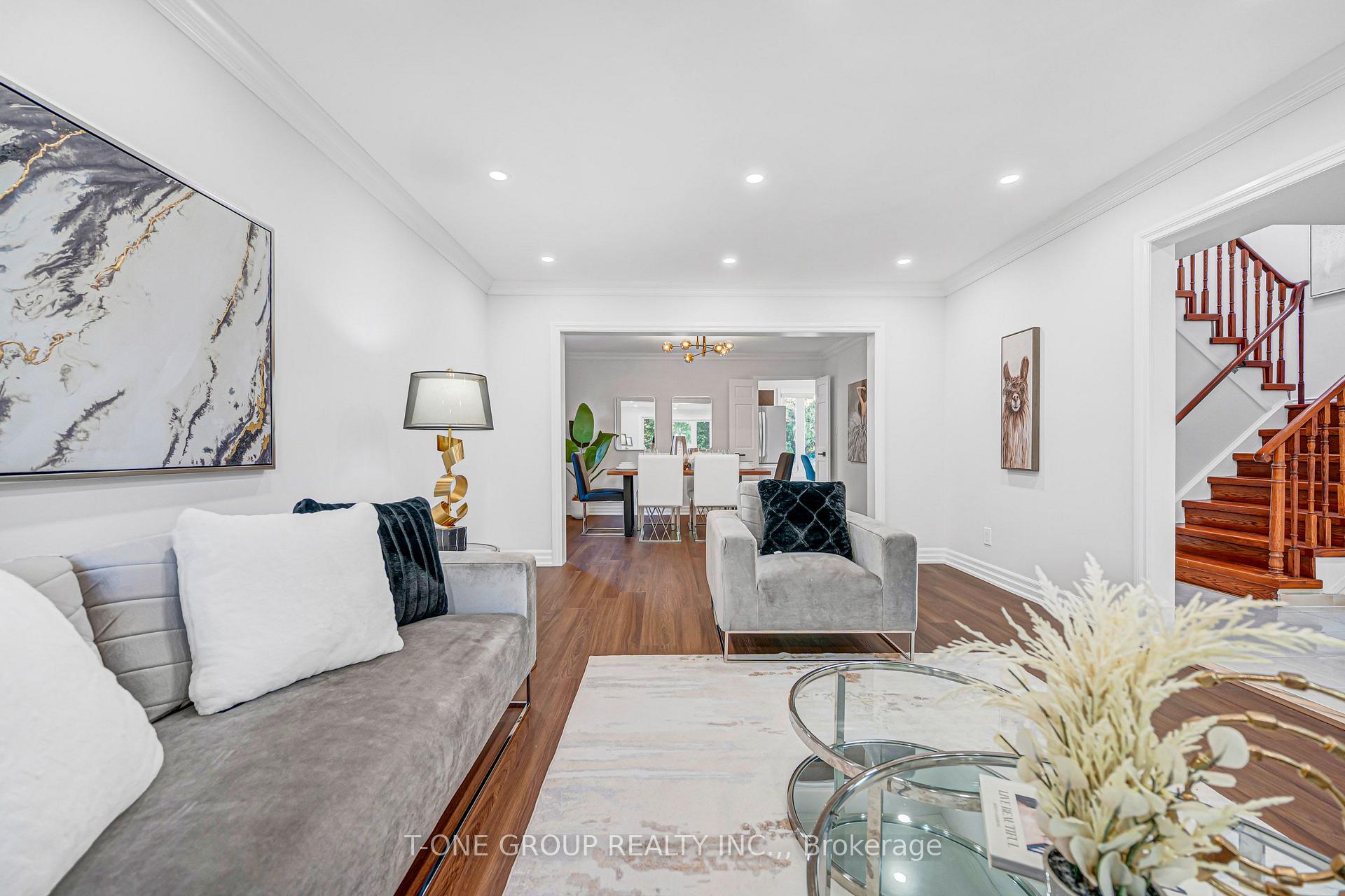 Photo 46 of 63 Hobart Drive, North York, Don Valley Village — HOMEH