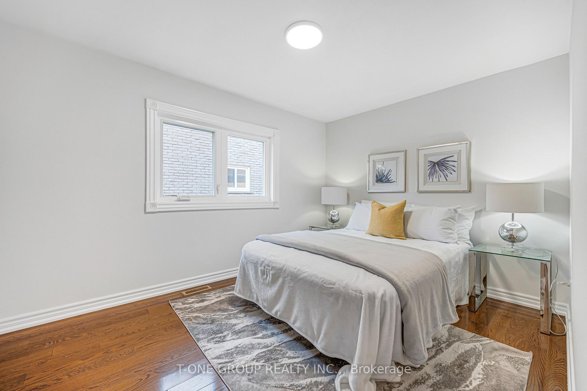 Photo 41 of 63 Hobart Drive, North York, Don Valley Village — HOMEH