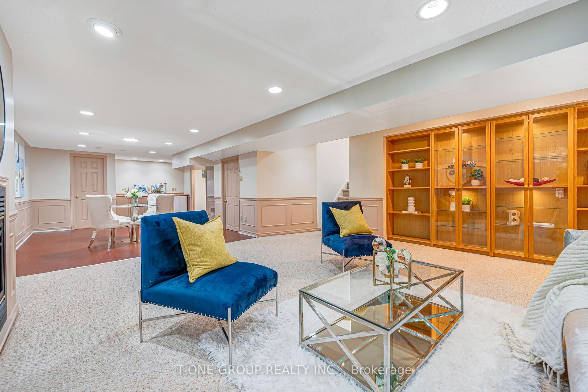 Photo 51 of 63 Hobart Drive, North York, Don Valley Village — HOMEH