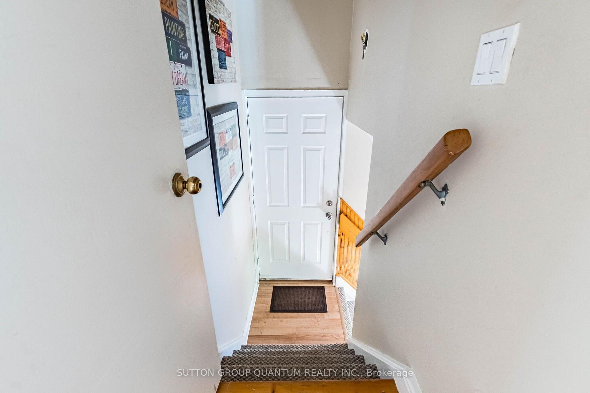 Photo 24 of 1293 Daimler Road, Mississauga, Clarkson — HOMEH