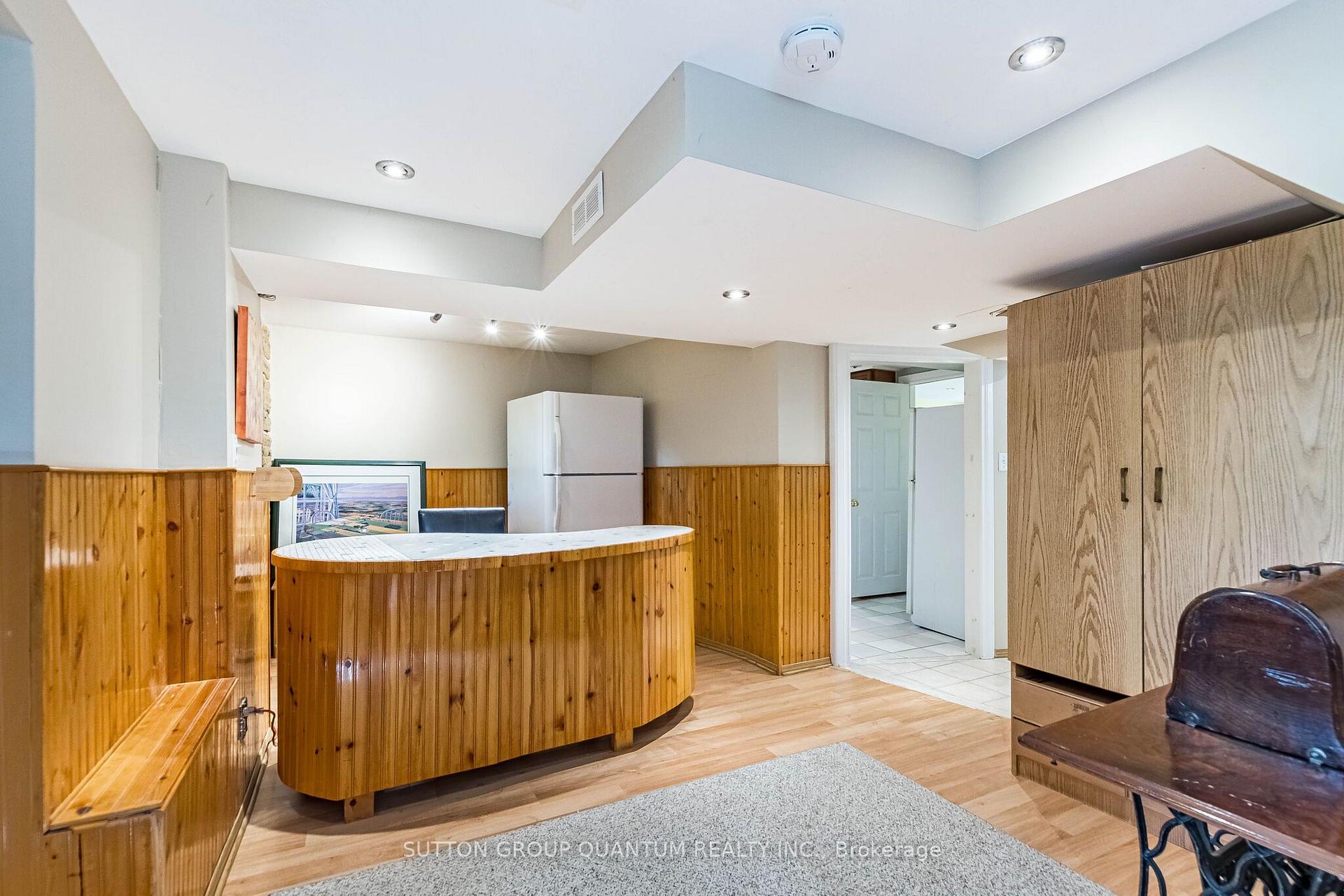 Photo 26 of 1293 Daimler Road, Mississauga, Clarkson — HOMEH