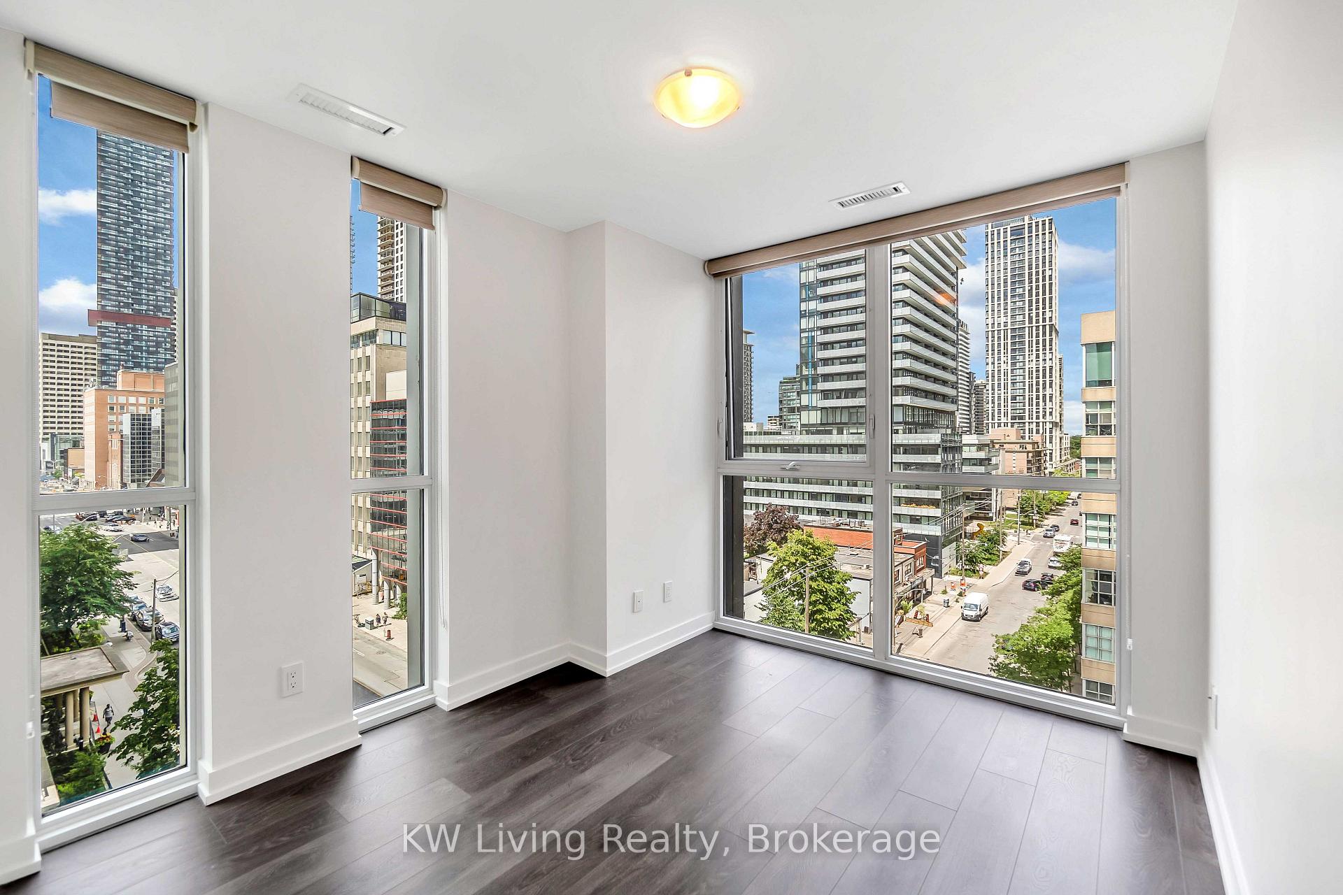 Photo 17 of Unit 709, 125 Redpath Avenue, Toronto, Mount Pleasant East — HOMEH