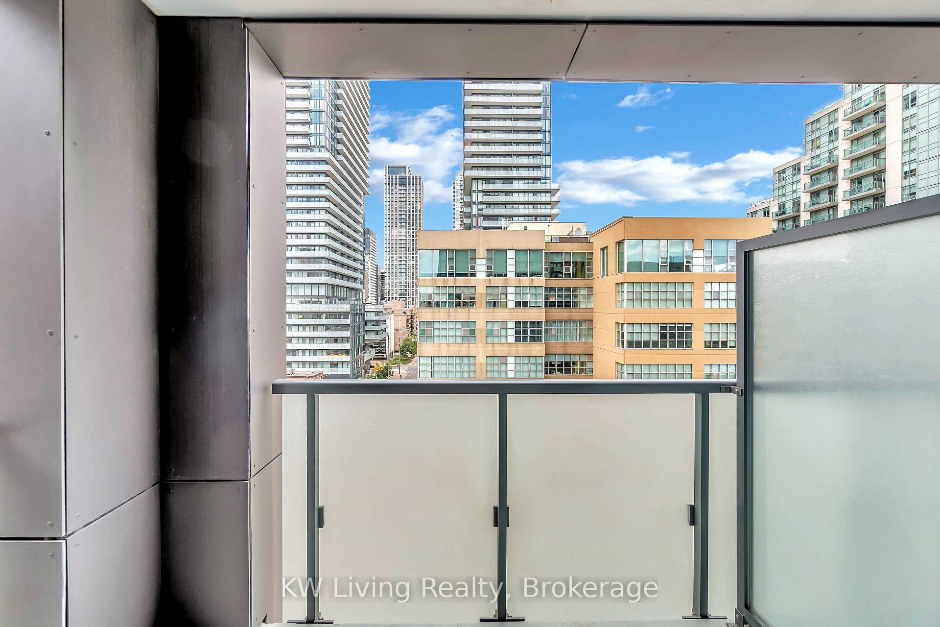 Photo 27 of Unit 709, 125 Redpath Avenue, Toronto, Mount Pleasant East — HOMEH