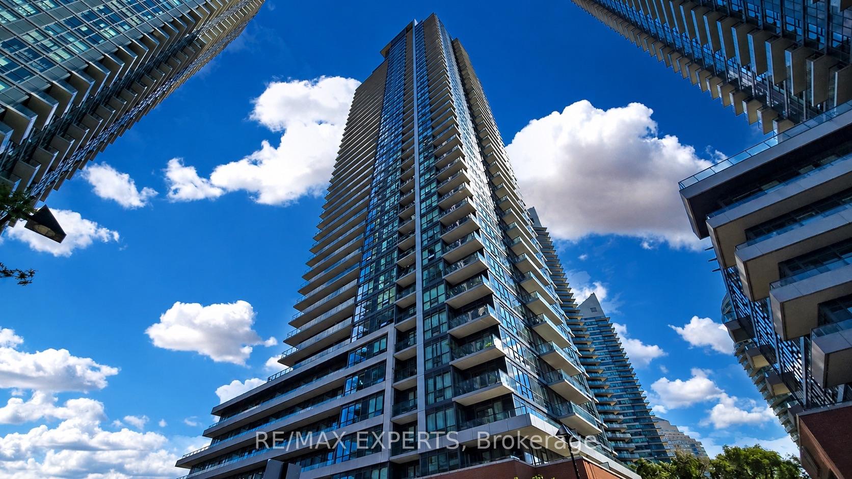Photo of Unit 615, 2212 Lakeshore Boulevard W
