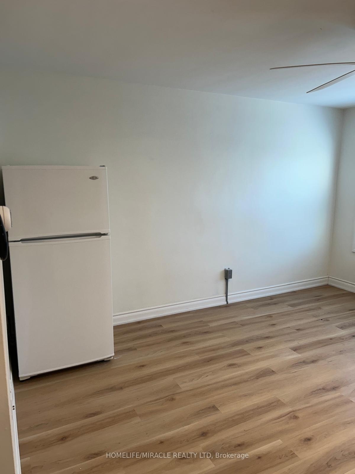 Photo 4 of Unit Unit A, 29 Albert Street, Thorold, Thorold Downtown — HOMEH