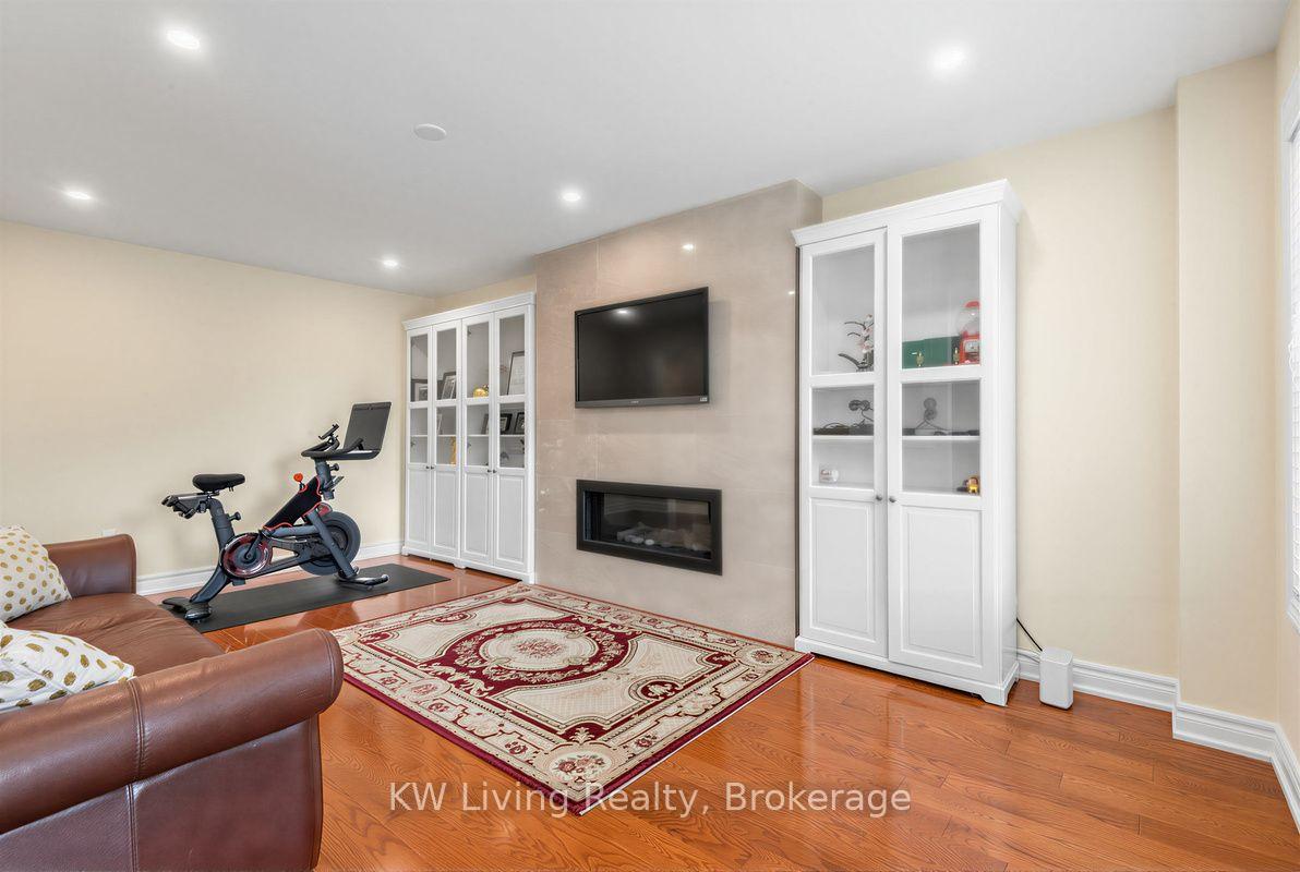 Photo 16 of 7570 Kipling Avenue, Vaughan, West Woodbridge — HOMEH