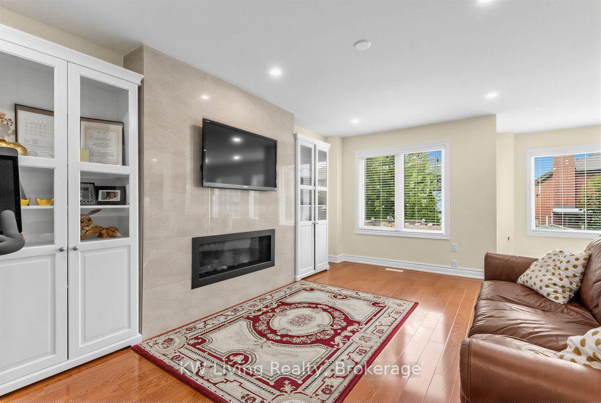 Photo 17 of 7570 Kipling Avenue, Vaughan, West Woodbridge — HOMEH