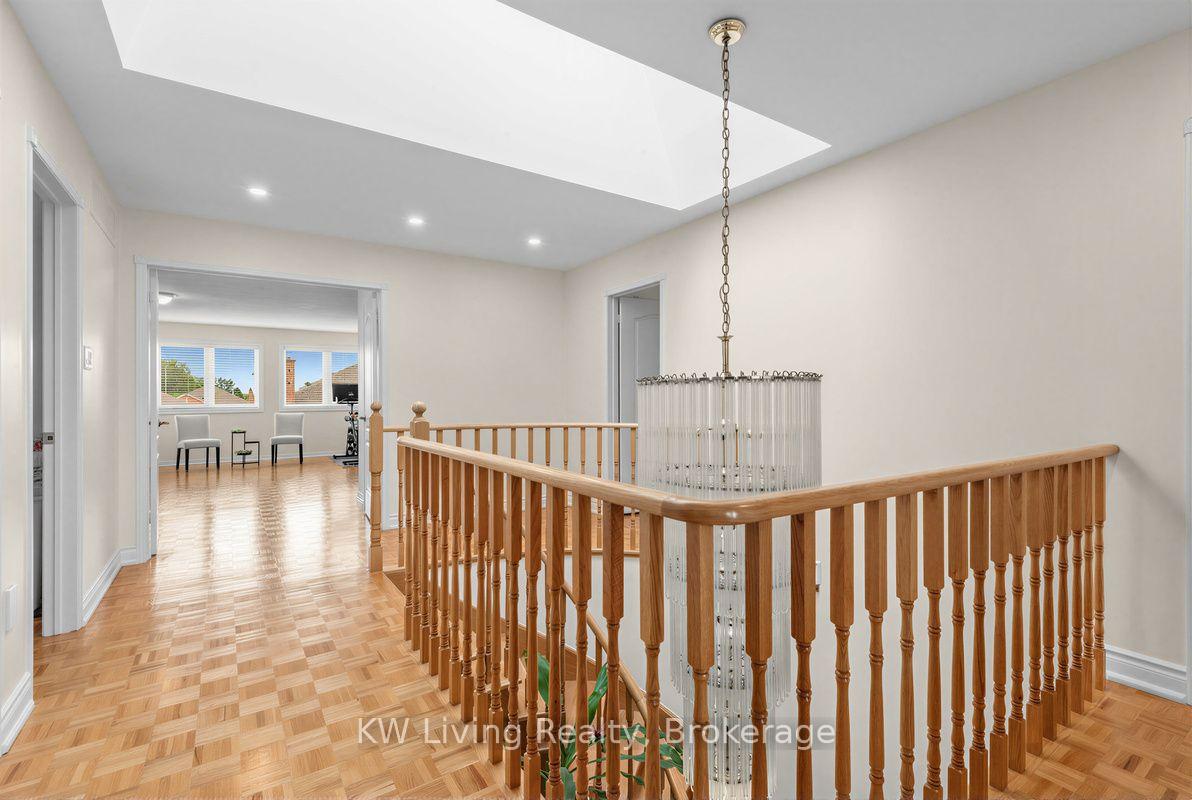 Photo 22 of 7570 Kipling Avenue, Vaughan, West Woodbridge — HOMEH