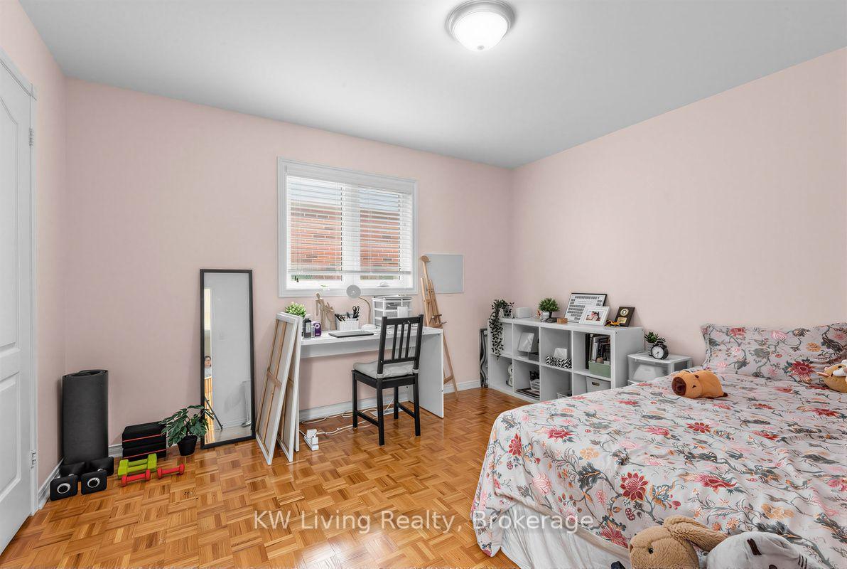 Photo 25 of 7570 Kipling Avenue, Vaughan, West Woodbridge — HOMEH