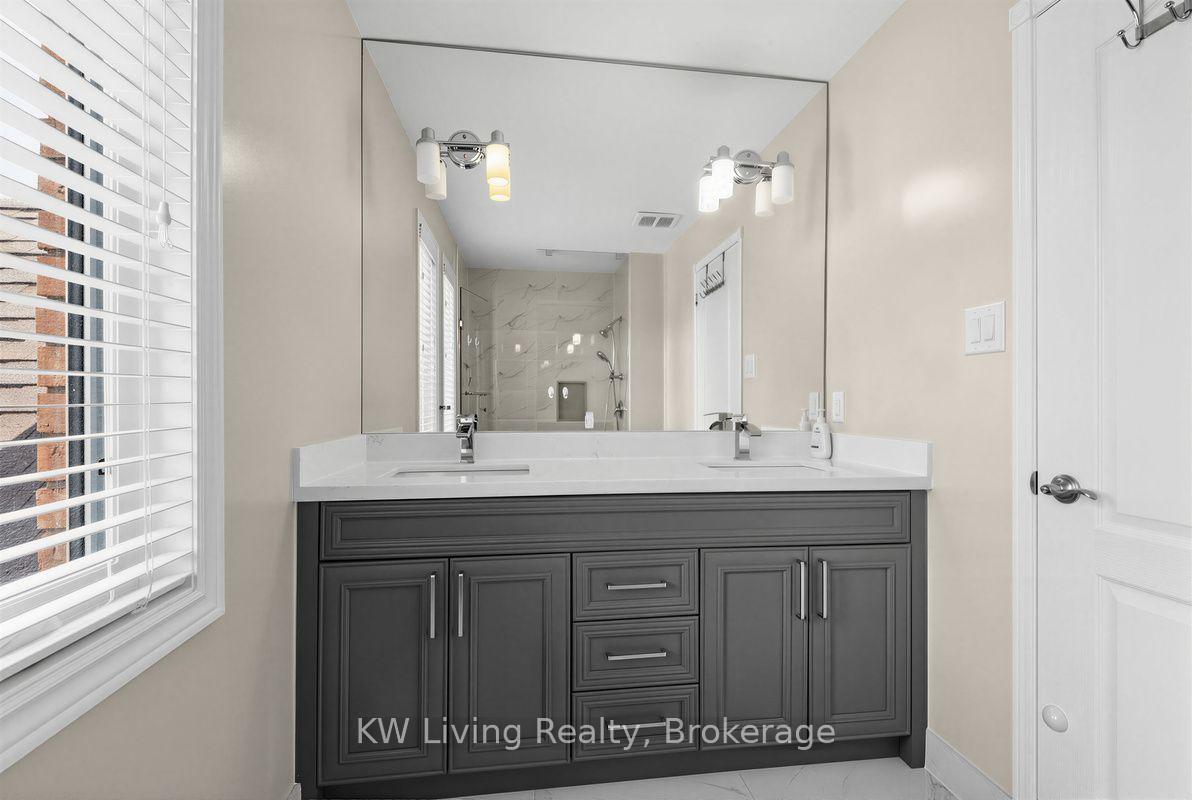 Photo 27 of 7570 Kipling Avenue, Vaughan, West Woodbridge — HOMEH
