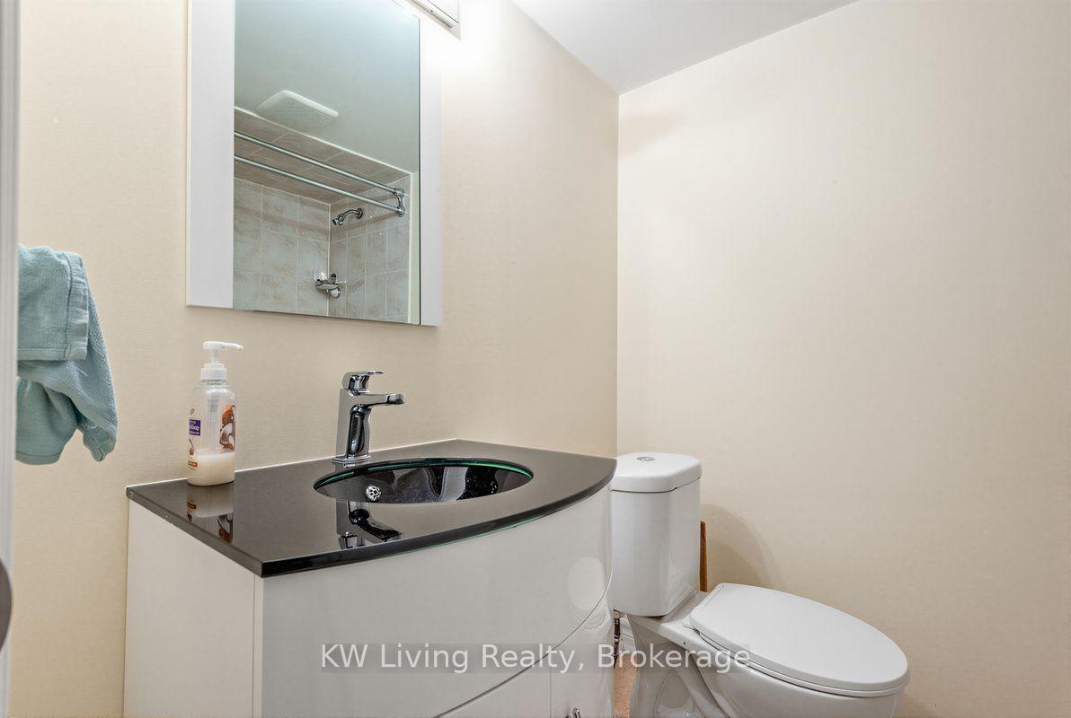 Photo 38 of 7570 Kipling Avenue, Vaughan, West Woodbridge — HOMEH