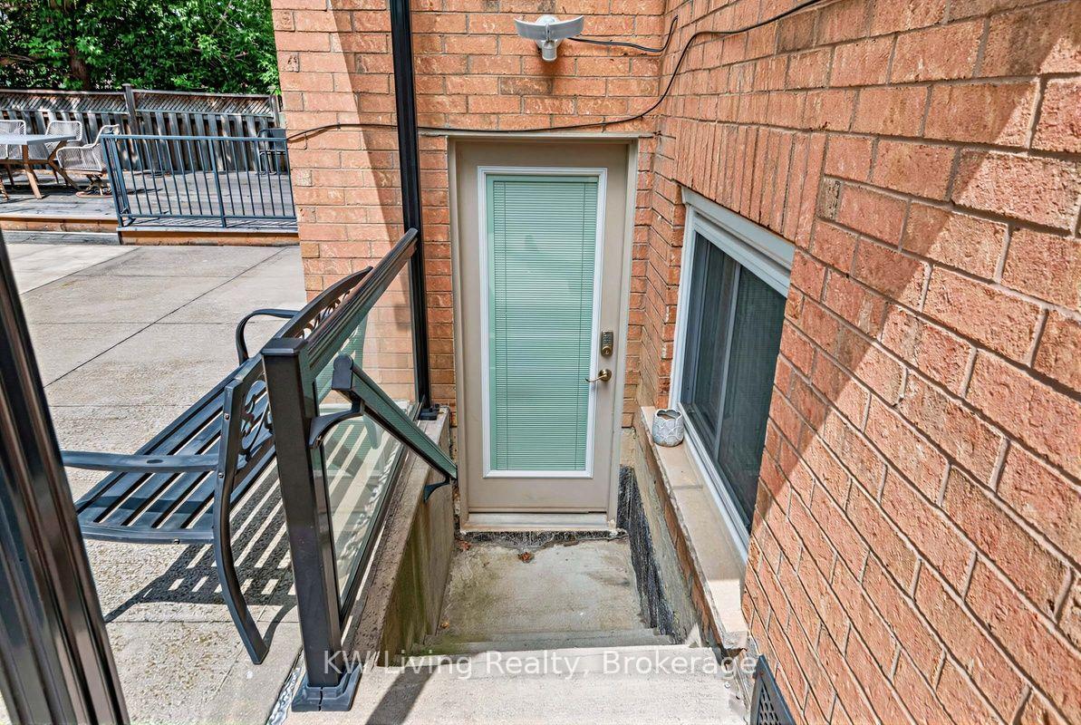 Photo 42 of 7570 Kipling Avenue, Vaughan, West Woodbridge — HOMEH