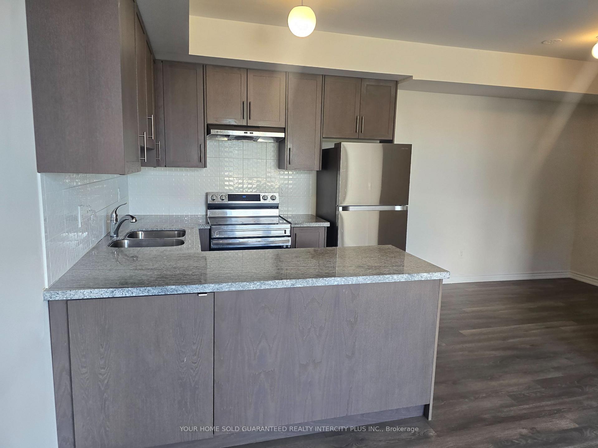 Photo 4 of Unit 702, 60 Halliford Place, Brampton, Bram East — HOMEH