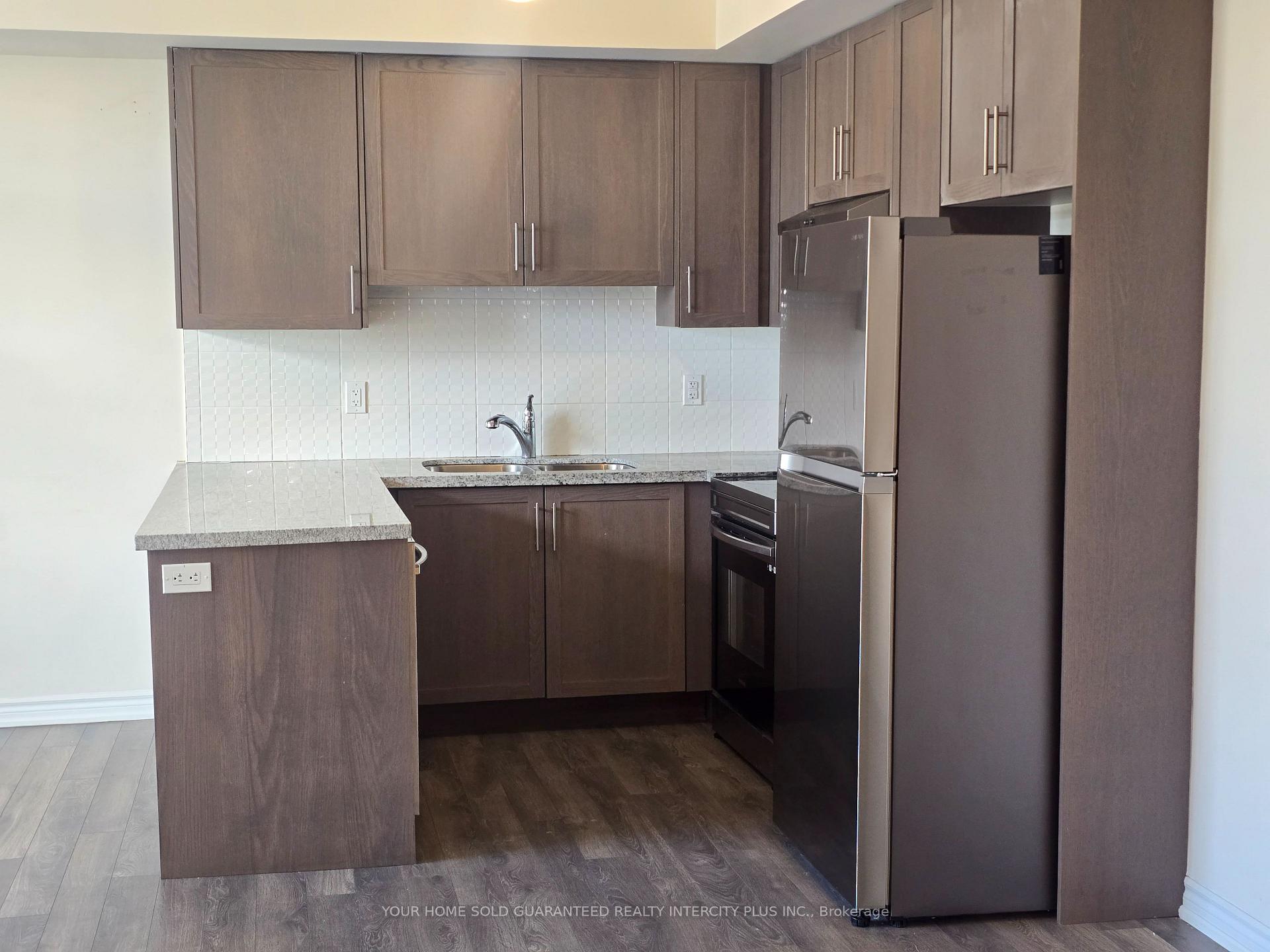 Photo 5 of Unit 702, 60 Halliford Place, Brampton, Bram East — HOMEH
