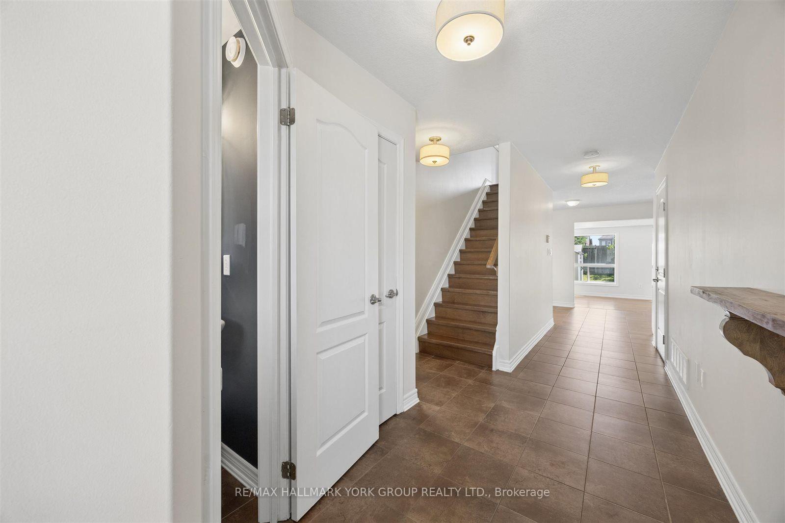 Photo 6 of 132 Banting Crescent, Essa, Angus — HOMEH