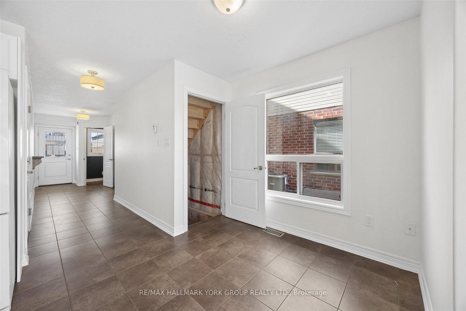 Photo 10 of 132 Banting Crescent, Essa, Angus — HOMEH
