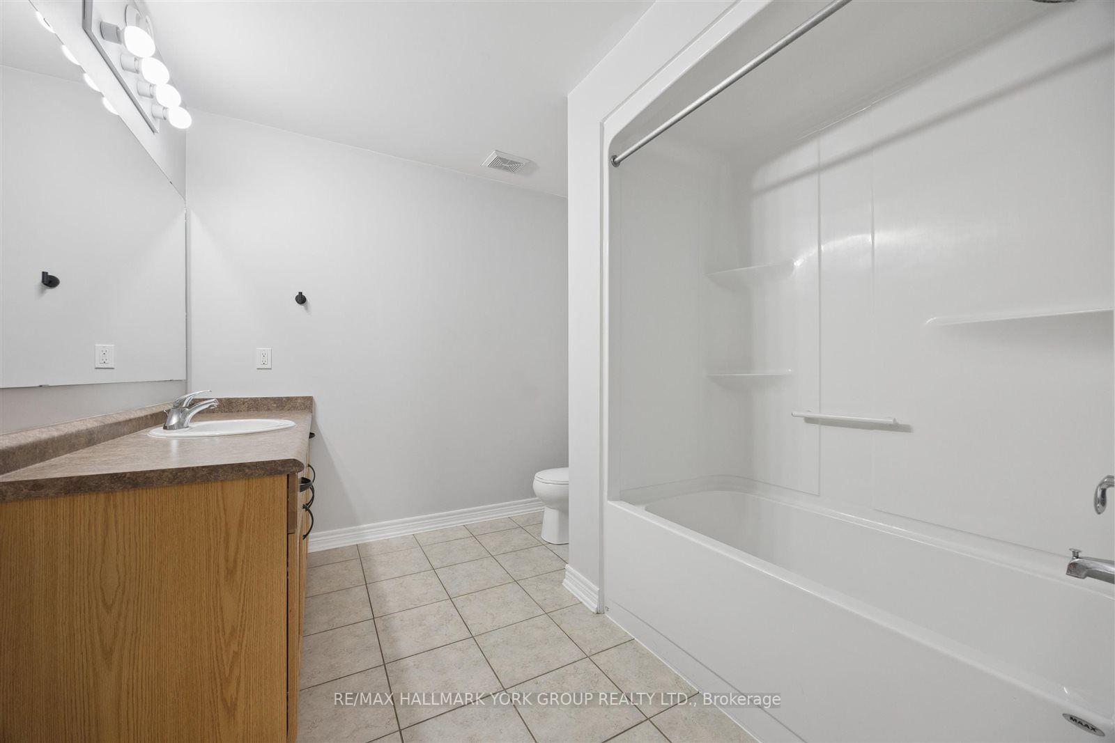 Photo 22 of 132 Banting Crescent, Essa, Angus — HOMEH