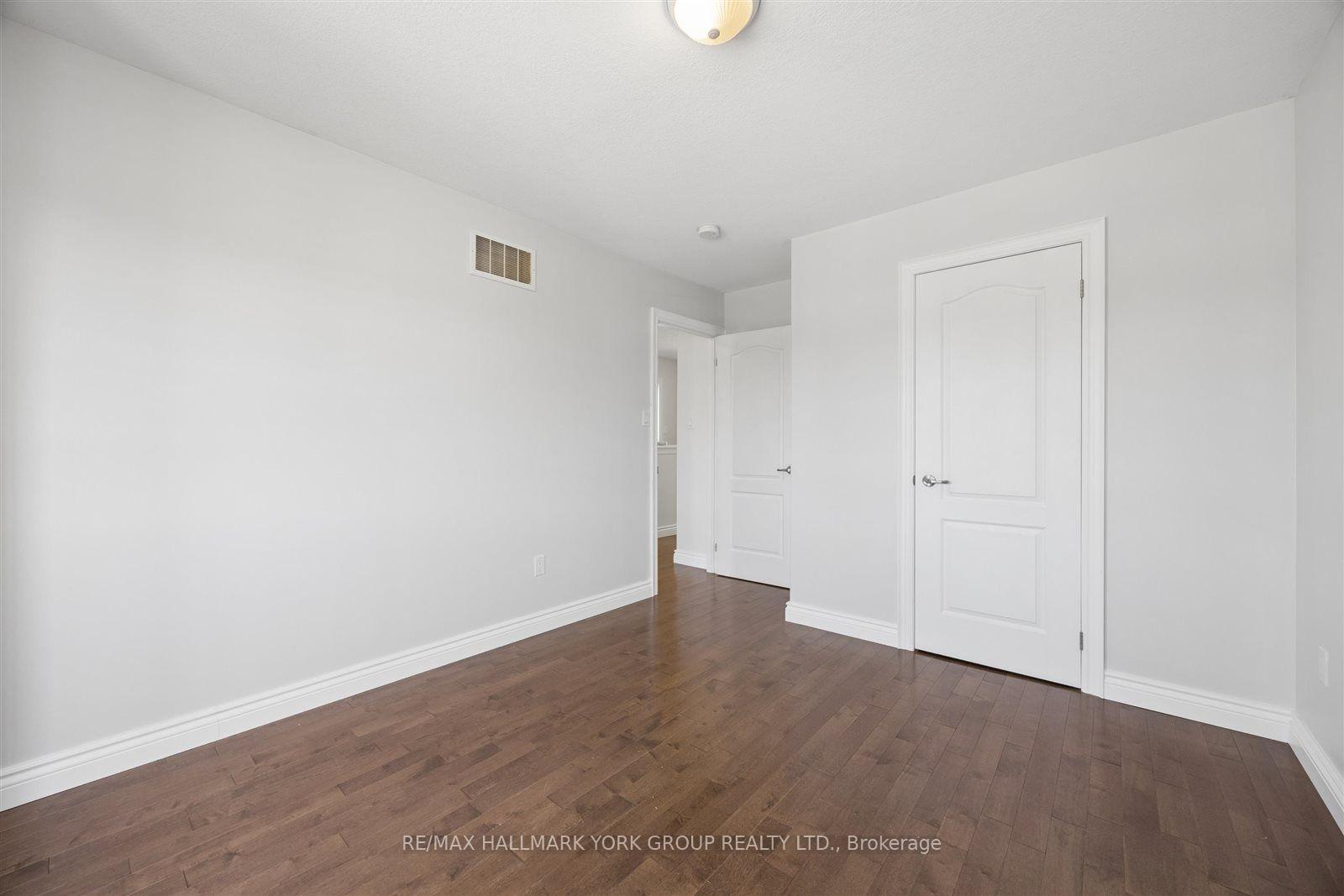 Photo 26 of 132 Banting Crescent, Essa, Angus — HOMEH