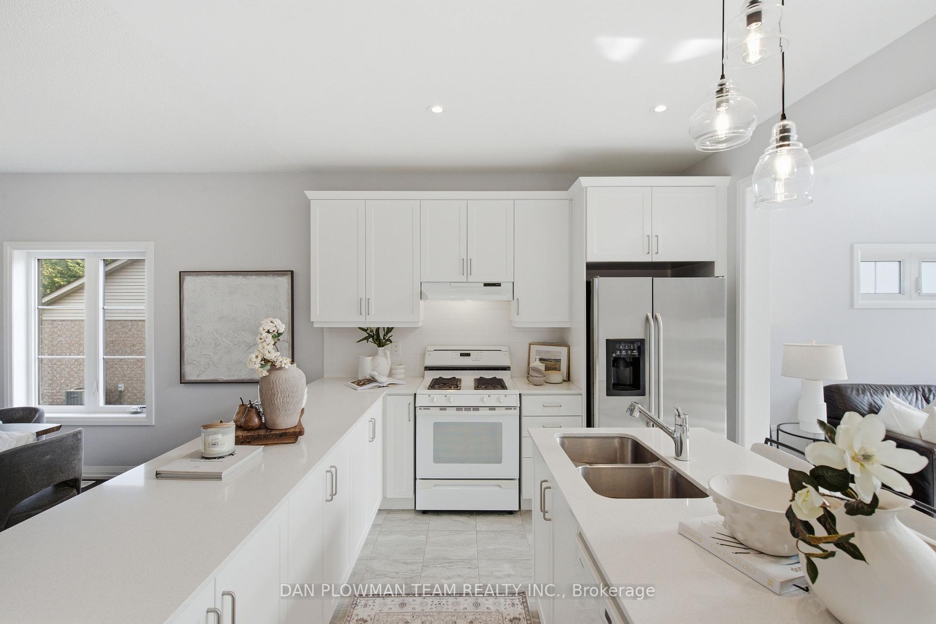 Photo 9 of 2 Holtby Court, Scugog, Port Perry — HOMEH