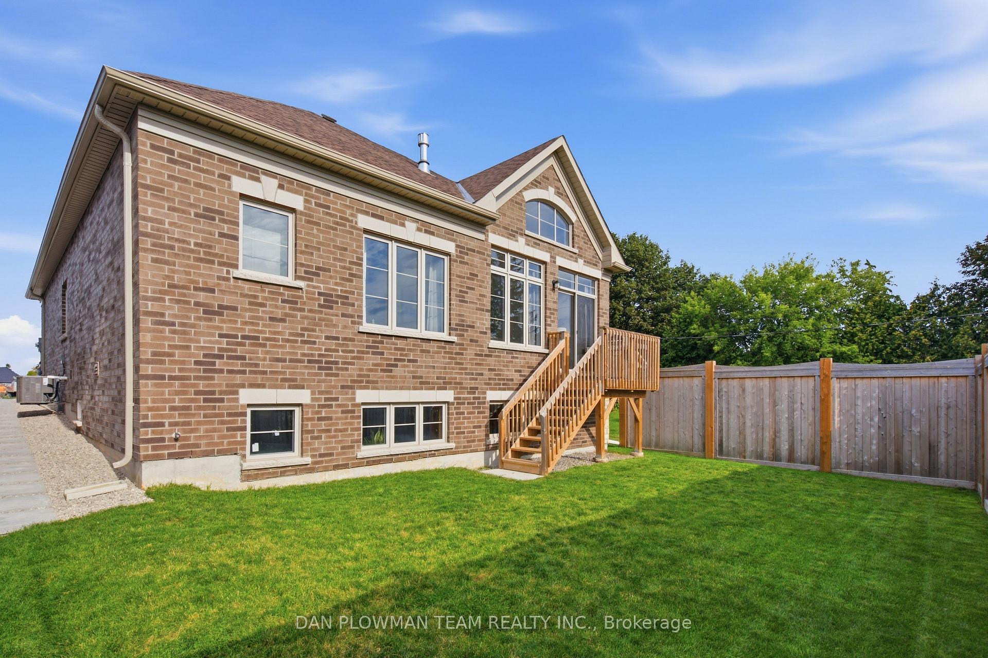 Photo 30 of 2 Holtby Court, Scugog, Port Perry — HOMEH