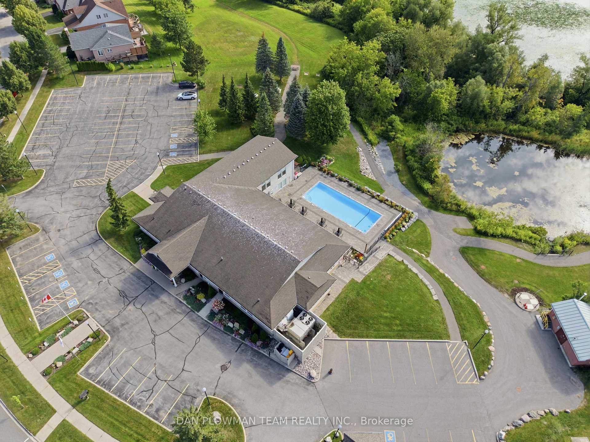 Photo 34 of 2 Holtby Court, Scugog, Port Perry — HOMEH