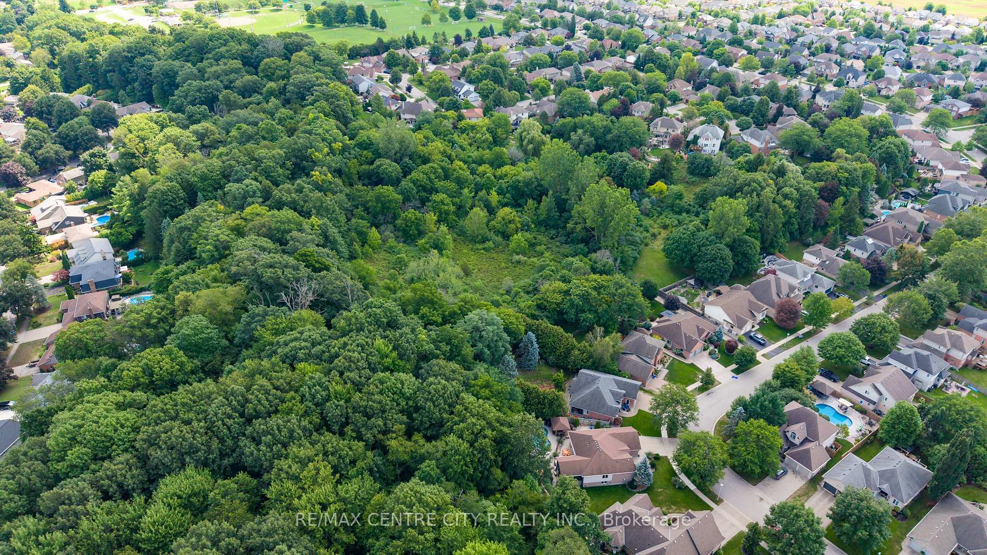 Photo 47 of 176 Optimist Park Drive, London, South K — HOMEH