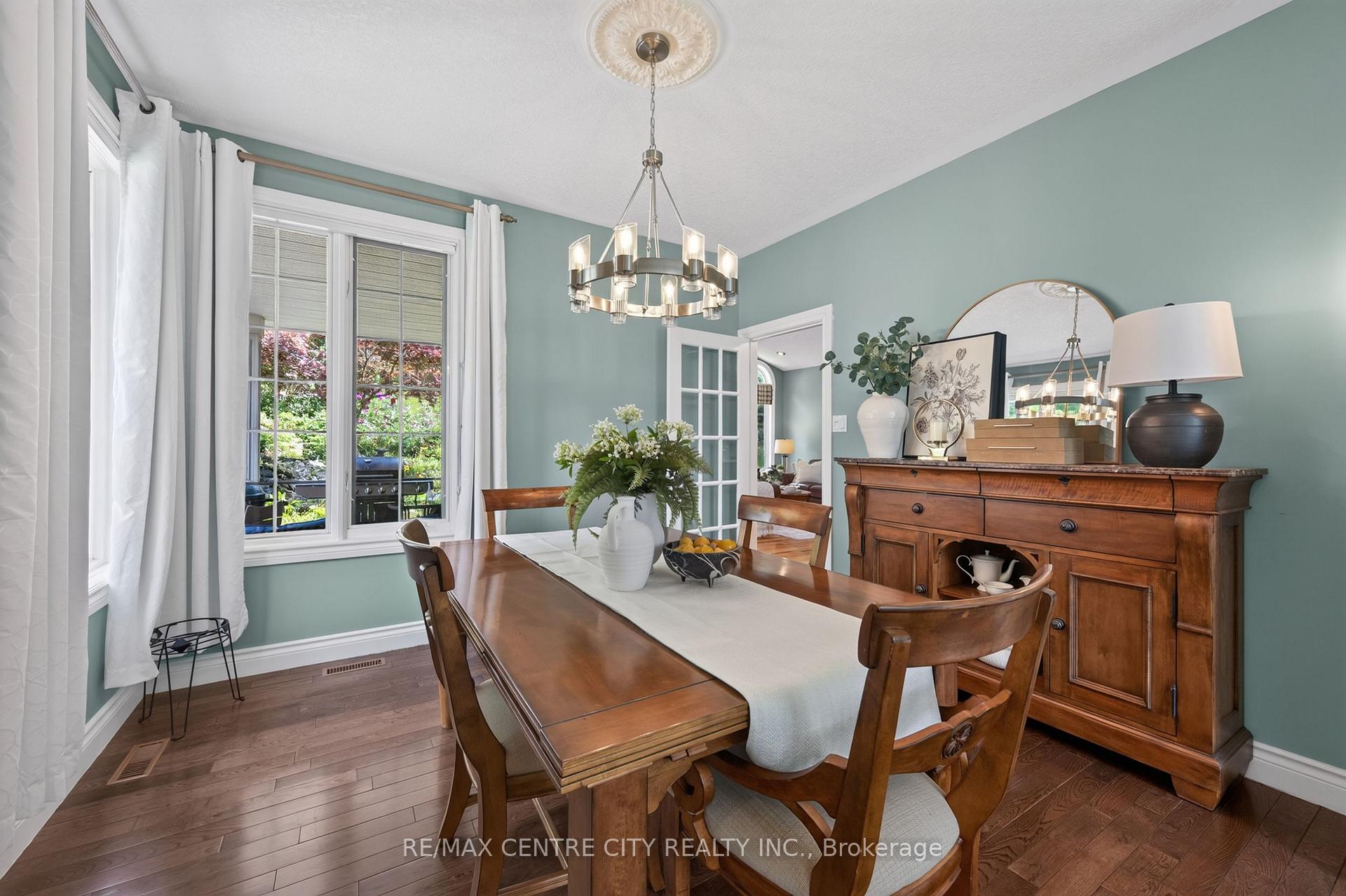 Photo 10 of 176 Optimist Park Drive, London, South K — HOMEH