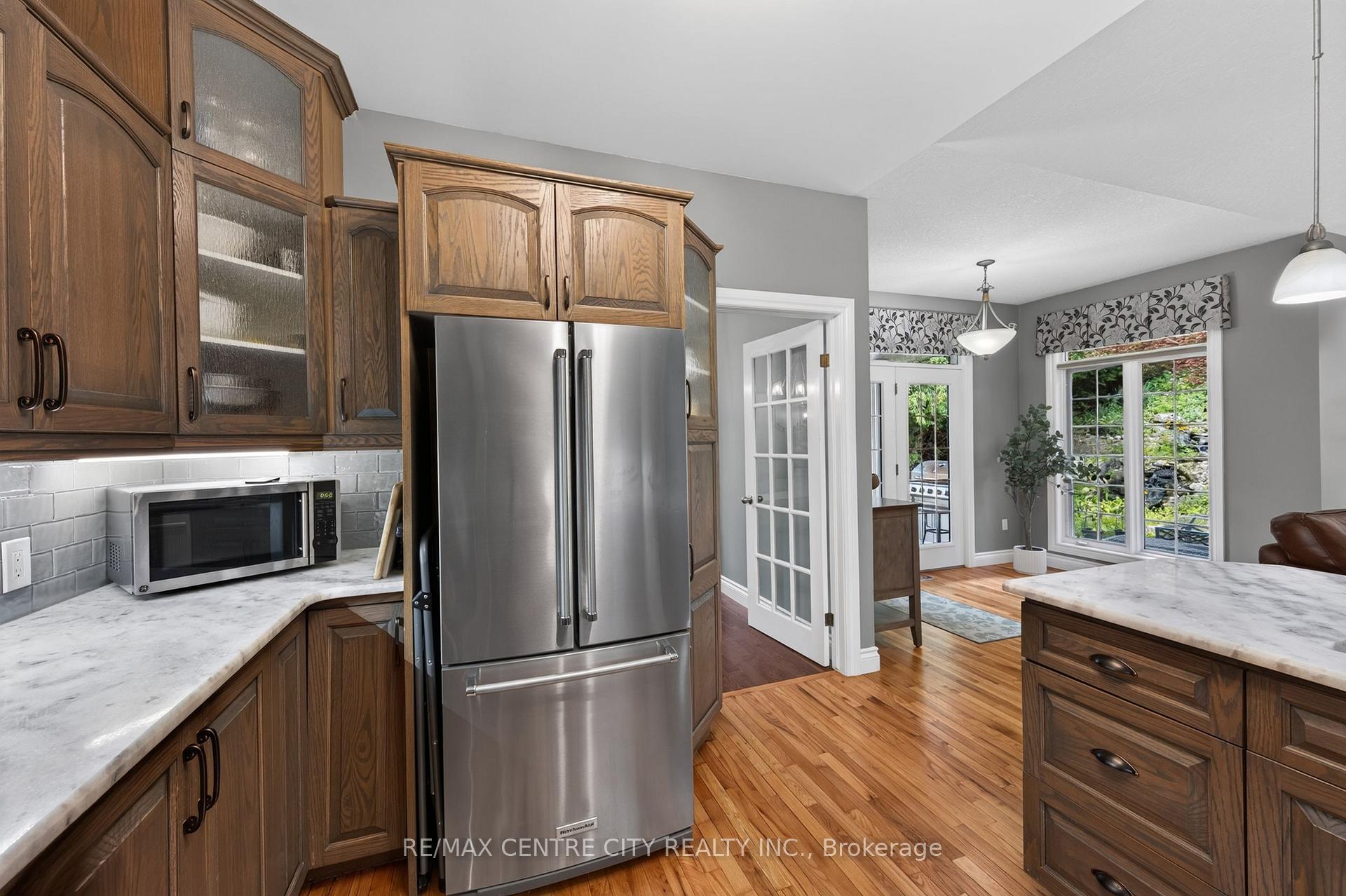 Photo 20 of 176 Optimist Park Drive, London, South K — HOMEH